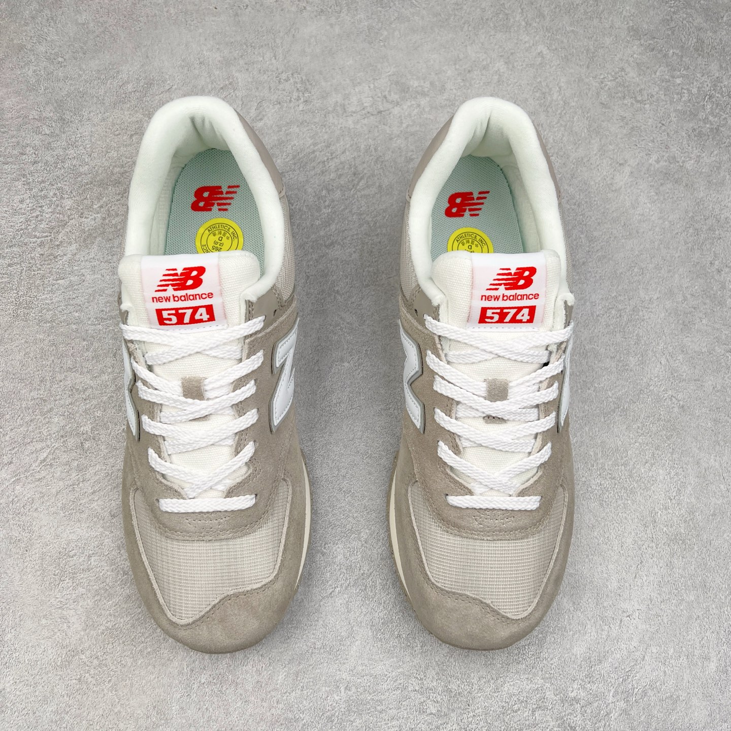 图片[2]-＃纯原 New Balance NB574 新百伦系列复古运动跑鞋 材质细节鞋标处理与正品无差 原版楦型 高弹EVA大底 鞋垫 还原正品脚感 完美走线 ENCAP减震中底 尺码：36 37 37.5 38 38.5 39.5 40 40.5 41.5 42 42.5 43 44 45-选品中心