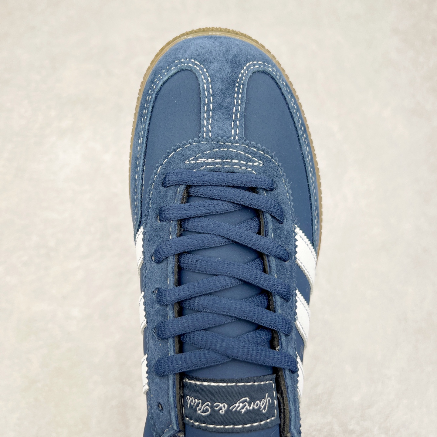 图片[4]-AD Originals Handball SPZL 手球运动员系列百搭休闲运动板鞋 JP7066 这款来自阿迪达斯的这款HANDBALL SPZL前身是一双手球运动鞋，这一次拿来复刻，所以鞋面的主要色彩选用了黑色， 鞋面外侧除了Spezial字母之外还有三叶草标志。Handball SPZL作为复古手球训练鞋与作为室内足球鞋的Samba有着异曲同工之处，但是质感更为出众的鞋身以及丰富的配色选择比起Samba来讲可以说是更胜一筹了！尺码：36 36⅔ 37⅓ 38 38⅔ 39⅓ 40 40⅔ 41⅓ 42 42⅔ 43⅓ 44 45-选品中心