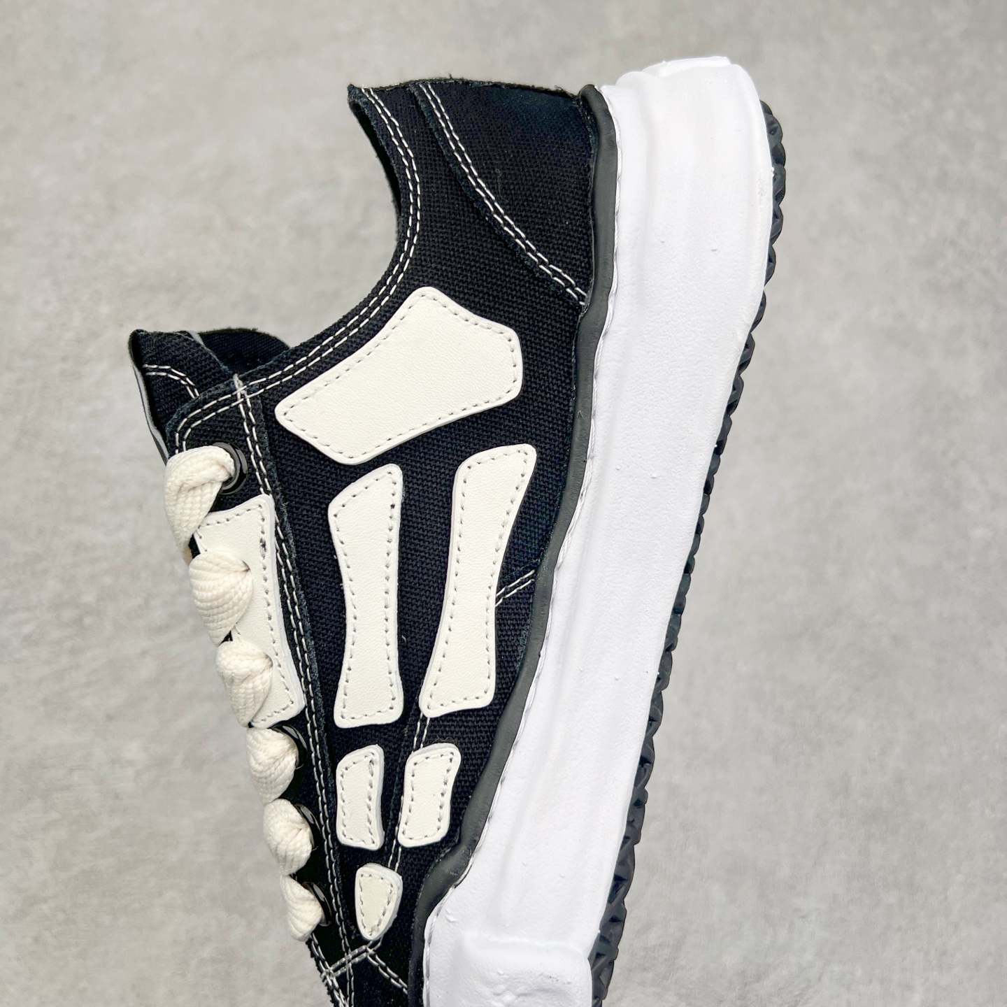 图片[7]-＃原厂 MMY/Maison MIHARA YASUHIRO Wayne Original Sole Leather Low Sneaker贝壳头版变形溶解雪糕底低帮百搭休闲运动板鞋 余文乐挚爱单品 复古溶解风 日本概念时装设计师･三原康裕品牌广东原产 原楦原纸版开发楦型 全新开发双模一次发泡点位气孔EVA中底 底部嵌入组合RB橡胶耐磨大底 采用全粒面头层皮革鞋面材质 正确织麦及包装盒 清晰后跟电绣LOGO 注意区别普通版本‼️尺码：35-45 偏大一码-选品中心