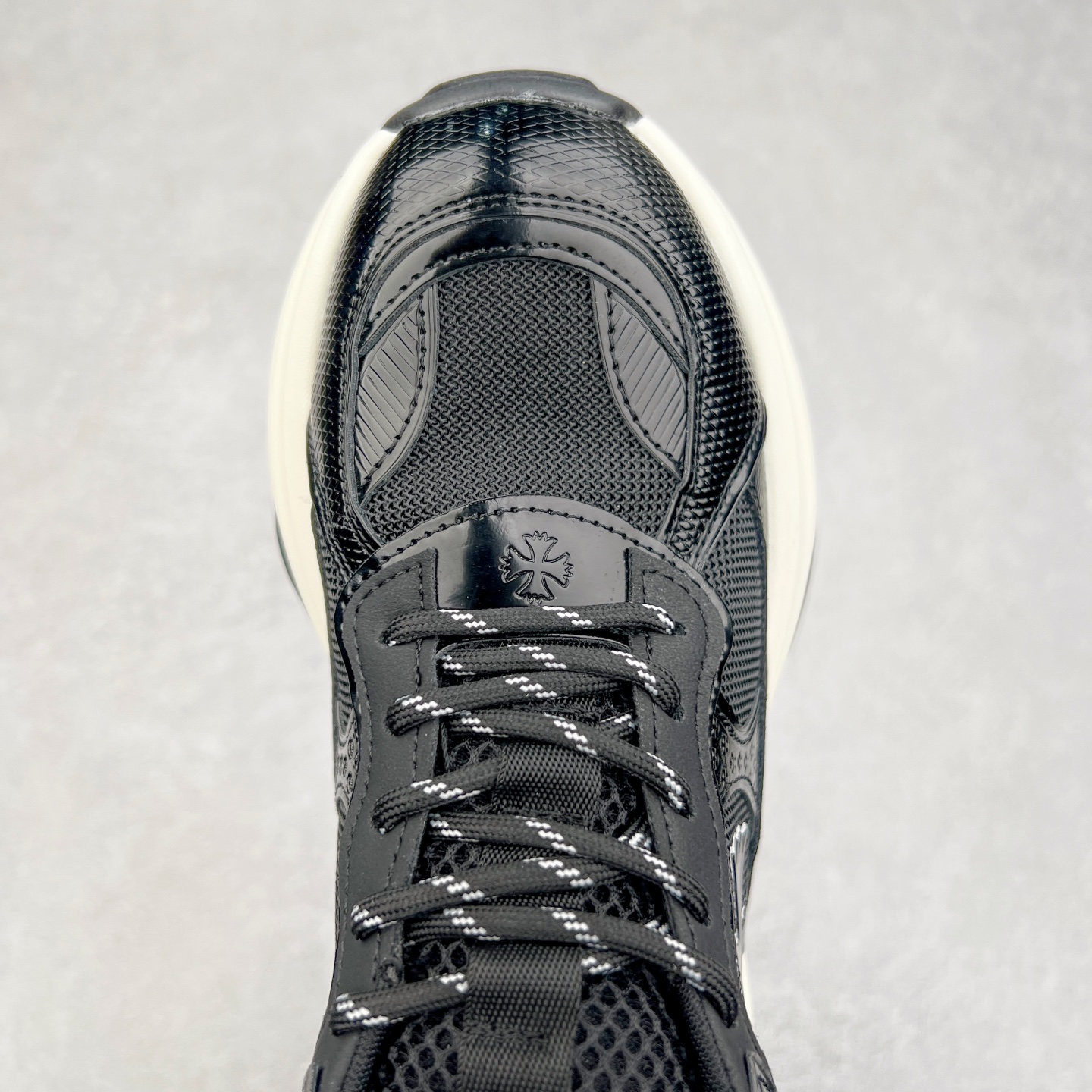 图片[4]-GG-CC Chunky Low 休闲运动老爹鞋 #广东大厂出品 完美细节 25ss早春新款 大长腿 时髦look轻松定格 不费力展现率性氛围 酷帅机能风不规则设计大底 GGcc杏银红色拼色造型设计 轻便舒适百搭 不管怎么搭都敲好看~尺码：35 36 37 38 39 40-选品中心