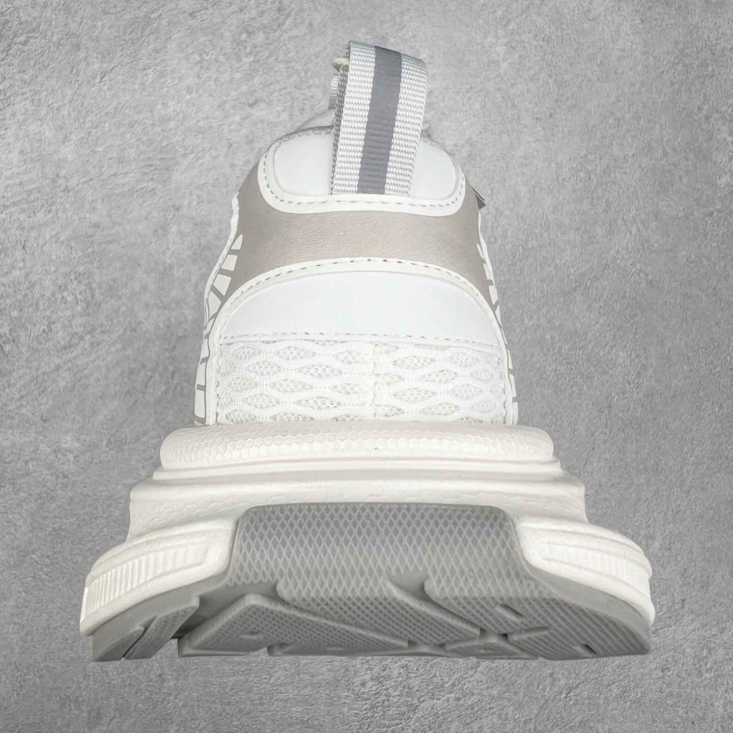 图片[8]-GG-CC Chunky Low 休闲运动老爹鞋 #广东大厂出品 完美细节 25ss早春新款 大长腿 时髦look轻松定格 不费力展现率性氛围 酷帅机能风不规则设计大底 GGcc杏银红色拼色造型设计 轻便舒适百搭 不管怎么搭都敲好看~尺码：35 36 37 38 39 40-选品中心