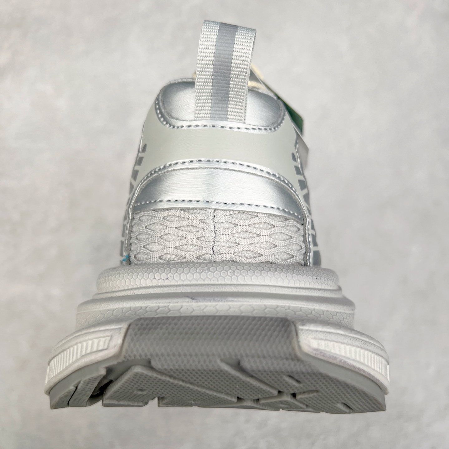 图片[8]-GG-CC Chunky Low 休闲运动老爹鞋 #广东大厂出品 完美细节 25ss早春新款 大长腿 时髦look轻松定格 不费力展现率性氛围 酷帅机能风不规则设计大底 GGcc杏银红色拼色造型设计 轻便舒适百搭 不管怎么搭都敲好看~尺码：35 36 37 38 39 40-选品中心