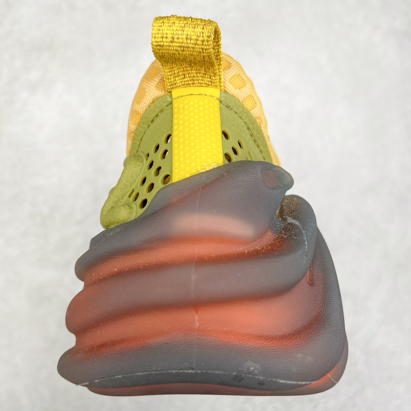 图片[8]-＃DG莞产 Salehe Bembury x Crocs Pollex Juniper 卡骆驰联名款经典简约休闲沙滩洞洞拖鞋凉鞋 透明防水袋包装 注意配件需单独购买 超轻Croslite专利材料打造 鞋面更加耐用易清洗 该鞋款轻盈舒适 2002年 经典克骆格诞生 秉承外形简单 穿着舒适的初衷 不断为消费者带来舒适的穿着体验 穿出“趣”味 鞋面洞洞可搭彰显个性的智必星 一鞋两穿 可调节式后跟带增添鞋身的稳固性能 放前面变成愜意舒适的凉拖 放后面行走跑跳更加稳妥 Croslite ™材料 封闭式细胞树脂 能够在体温作用下自动变形以适应脚部形状 涉水性优秀的同时易于清洁 抓地力强 不易打滑 Crocs的核心理念：轻便 灵活 全方位的舒适感 同步官方尺码：M4（36-37） M5（37-38）M6（38-39）M7（39-40）M8（41-42）M9（42-43）M10（43-44）M11（45-46）-选品中心