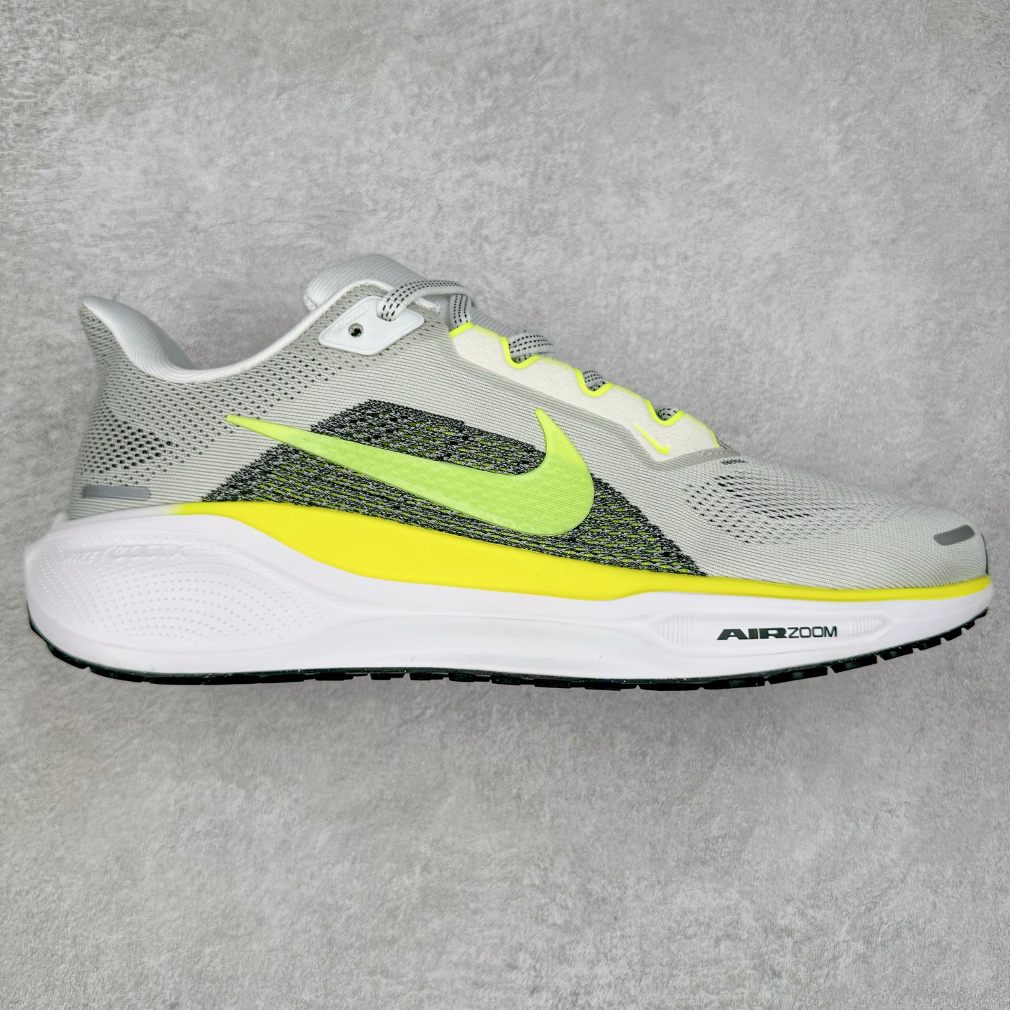 图片[8]-＃特价福利 NK Zoom Pegasus 飞马41代马拉松系列网面透气缓震疾速跑鞋 拥有 Zoom Air 一如既往的稳定感和流畅感 鞋面采用工程网眼设计 为特定高热区域营造出色透气性 进一步增加鞋面的穿孔数量 让足部能够快速散热 中足搭配 Flywire 飞线 在高速运动时营造舒适稳定的贴合感 内置Zoon气垫加持 动力十足 尺码：36 36.5 37.5 38 38.5 39 40 40.5 41 42 42.5 43 44 44.5 45-选品中心