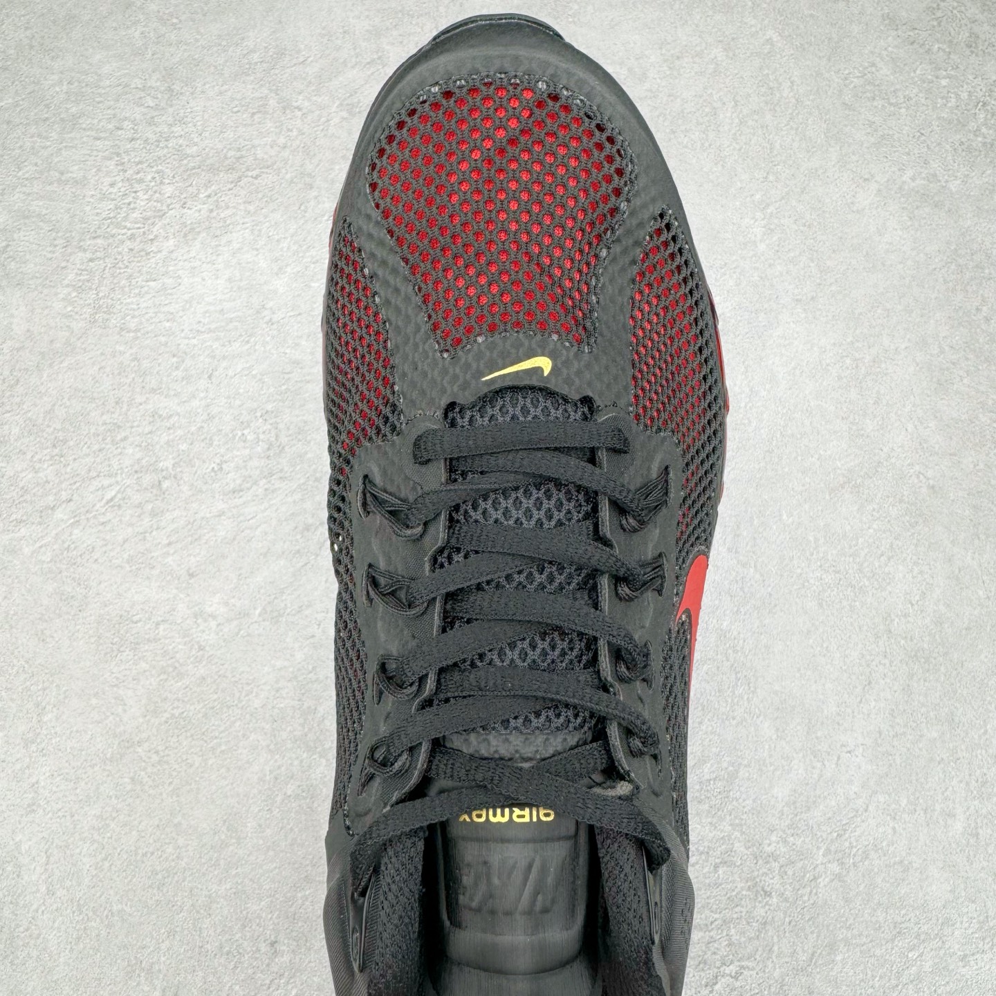图片[4]-＃纯原 NK Air Max 2013 经典舒适时尚耐磨透气低帮气垫跑步鞋 HF3660-002 携时尚设计闪亮回归 出众有型 采用网眼布细节和运动风无缝覆面 助你保持清爽感受 塑就焕新造型 经典 Flywire 设计搭配经典全掌型 Max Air 缓震配置 缔造出众舒适感和支撑效果实拍调校N版已经零色差零失真 百分百还原实物色彩所见即所得 不存在货不对板色差等低级问题 选购参考实物拍摄 不混卖不参货 只用心做好货严格选品 承诺混一赔十 尺码：35.5 36 36.5 37.5 38 38.5 39 40 40.5 41 42 42.5 43 44 44.5 45 46 46.5-选品中心