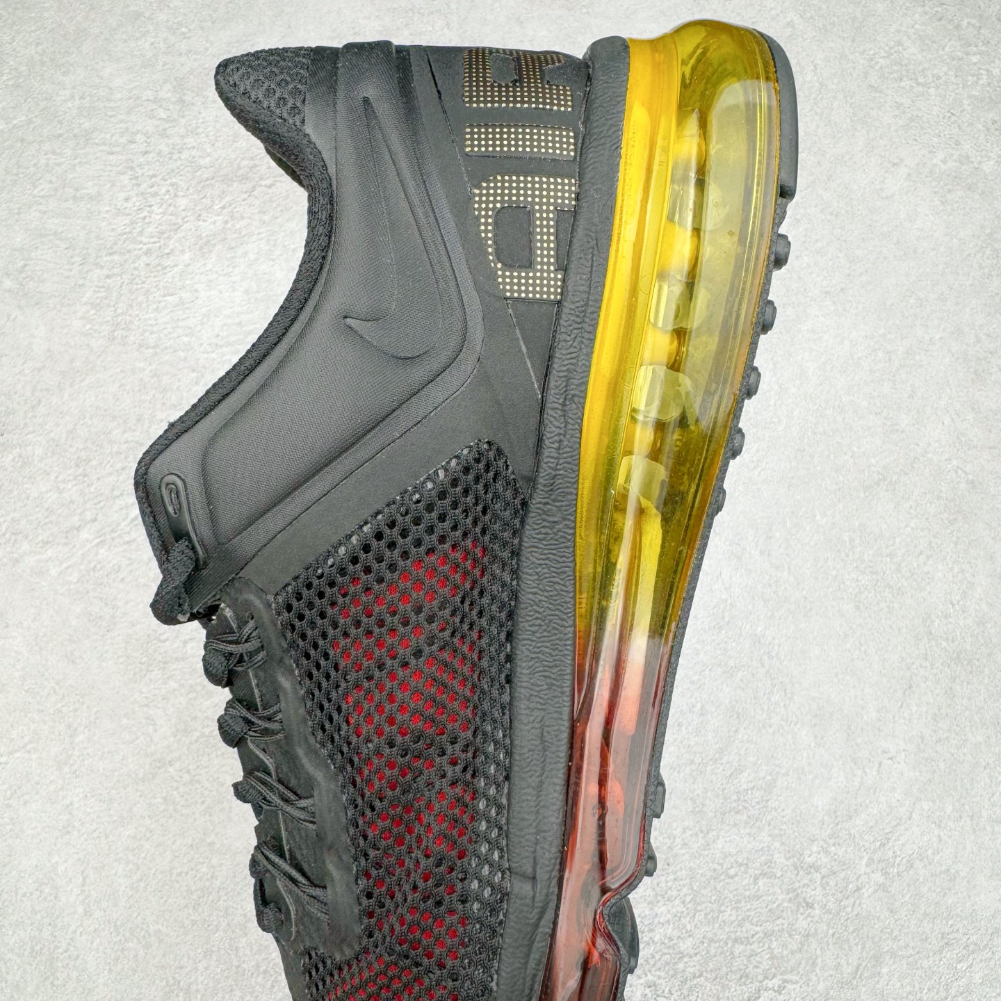 图片[7]-＃纯原 NK Air Max 2013 经典舒适时尚耐磨透气低帮气垫跑步鞋 HF3660-002 携时尚设计闪亮回归 出众有型 采用网眼布细节和运动风无缝覆面 助你保持清爽感受 塑就焕新造型 经典 Flywire 设计搭配经典全掌型 Max Air 缓震配置 缔造出众舒适感和支撑效果实拍调校N版已经零色差零失真 百分百还原实物色彩所见即所得 不存在货不对板色差等低级问题 选购参考实物拍摄 不混卖不参货 只用心做好货严格选品 承诺混一赔十 尺码：35.5 36 36.5 37.5 38 38.5 39 40 40.5 41 42 42.5 43 44 44.5 45 46 46.5-选品中心