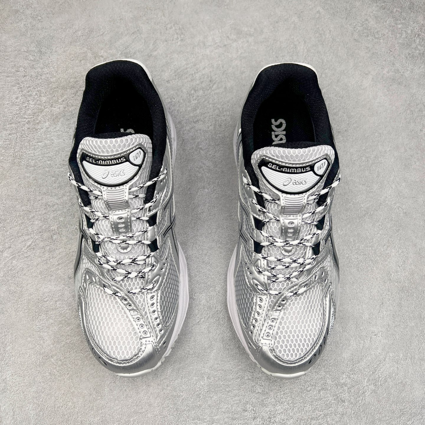 图片[2]-ASICS Gel-Nimbus 10.1 亚瑟士雨云10.1代系列轻量缓震休闲运动跑步鞋 近年来，运动鞋市场迎来了一个新的设计潮流：通过融合艺术与技术，赋予运动鞋更多的时尚元素和创新设计。作为市场中的领导者之一，ASICS（亚瑟士）一向以其技术创新和卓越的鞋款设计著称。而另一个前卫的实验鞋类品牌EMPTY BEHAVIOR，以其非凡的创意和探索，尤其对未来主义和非传统材料的热情撞击，从业界中脱颖而出。两者的合作，以推出特别版的GEL-NIMBUS™ 10.1鞋款——主题为“EVEN MY SHOE IS ART”为标志，为运动鞋设计涉入一个全新的高度。尺码：36 37 37.5 38 39 39.5 40.5 41.5 42 42.5 43.5 44 44.5 45-选品中心