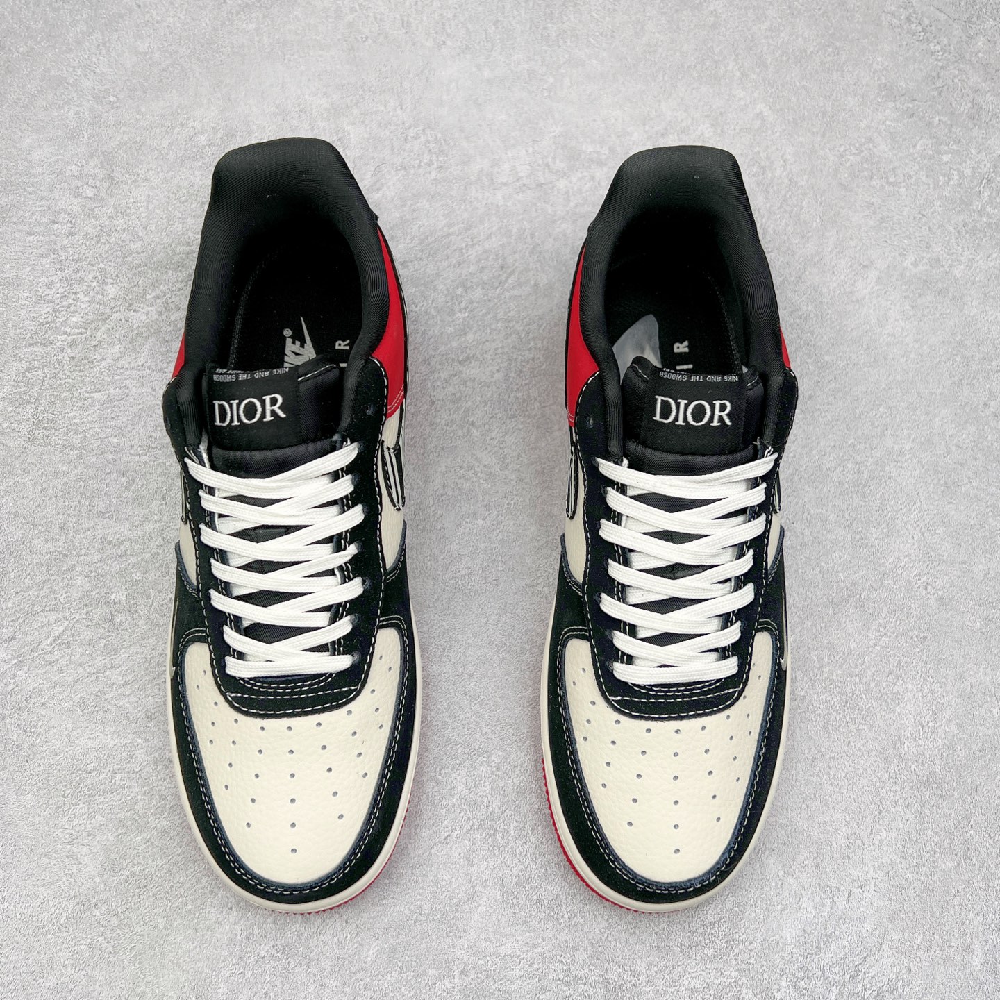 图片[2]-NK Air Force 1´07 Low 空军一号低帮百搭休闲运动板鞋 KK1988-066 柔软、弹性十足的缓震性能和出色的中底设计 横跨复古与现代的外型结合 造就出风靡全球 三十多年的Force 1 直到今天还深受青睐 实拍调校N版已经零色差零失真 百分百还原实物色彩所见即所得 不存在货不对板色差等低级问题 选购参考实物拍摄 不混卖不参货 只用心做好货严格选品 承诺混一赔十 尺码：36 36.5 37.5 38 38.5 39 40 40.5 41 42 42.5 43 44 44.5 45-选品中心