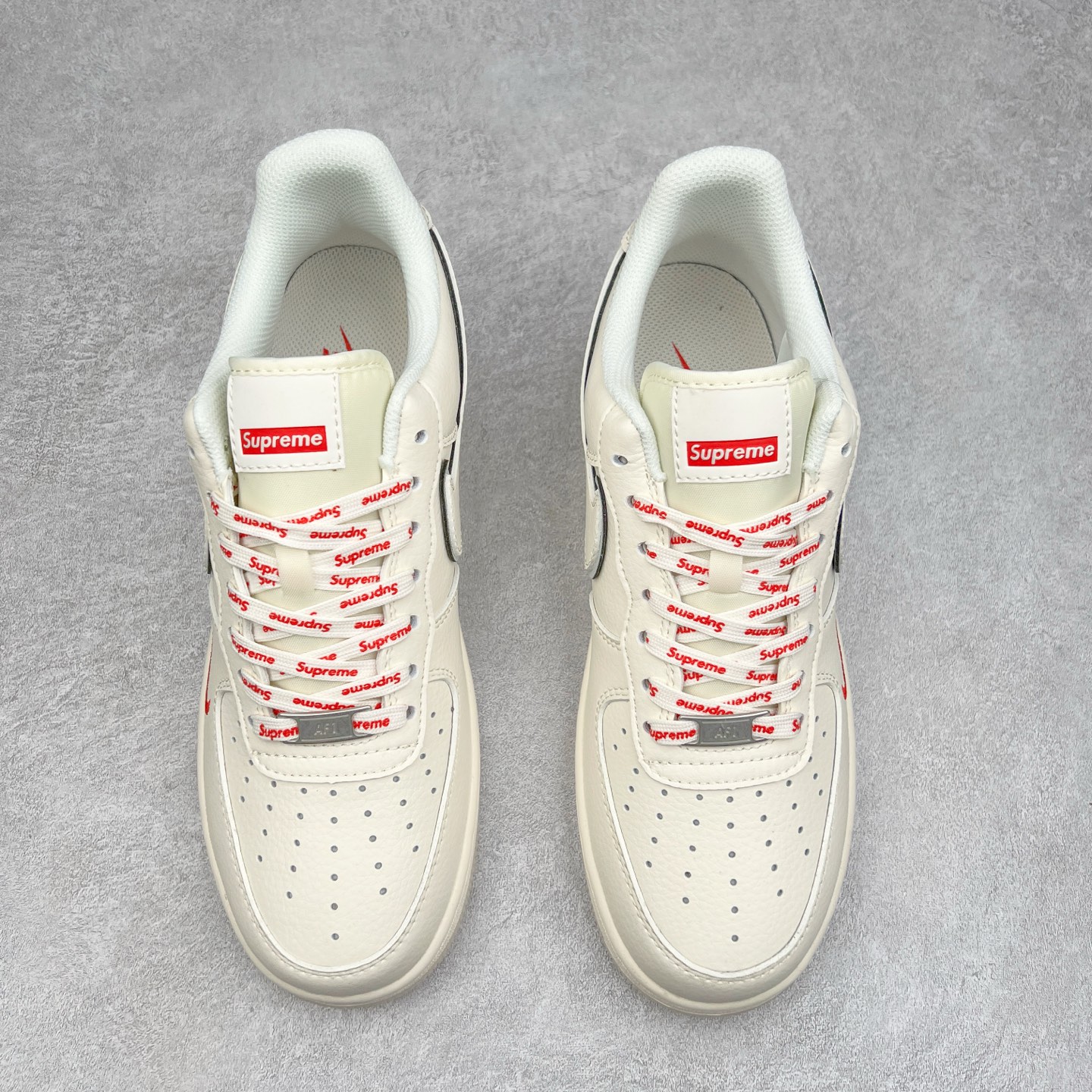 图片[2]-NK Air Force 1´07 Low 空军一号低帮百搭休闲运动板鞋 XZ6188-715 柔软、弹性十足的缓震性能和出色的中底设计 横跨复古与现代的外型结合 造就出风靡全球 三十多年的Force 1 直到今天还深受青睐 实拍调校N版已经零色差零失真 百分百还原实物色彩所见即所得 不存在货不对板色差等低级问题 选购参考实物拍摄 不混卖不参货 只用心做好货严格选品 承诺混一赔十 尺码：36 36.5 37.5 38 38.5 39 40 40.5 41 42 42.5 43 44 44.5 45-选品中心