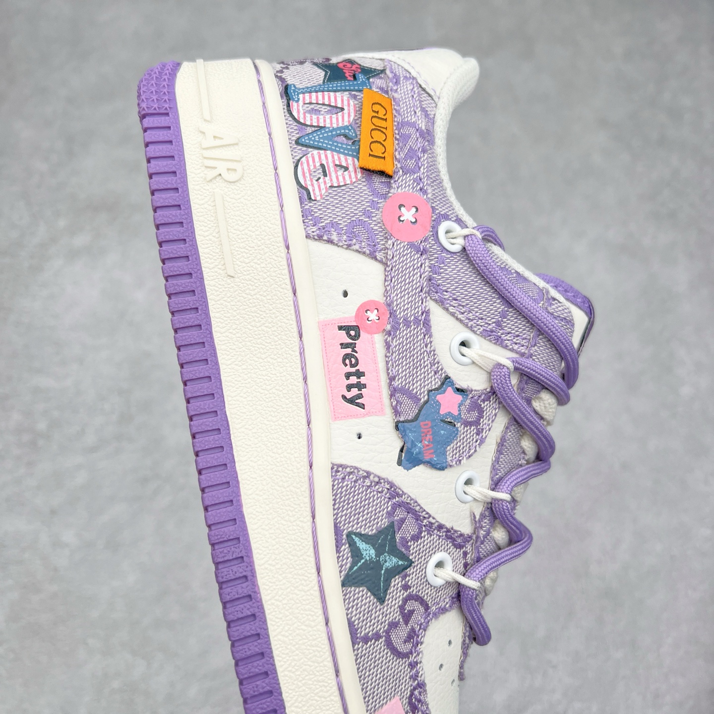 图片[6]-NK Air Force 1´07 Low 空军一号低帮百搭休闲运动板鞋 BD7700-220 柔软、弹性十足的缓震性能和出色的中底设计 横跨复古与现代的外型结合 造就出风靡全球 三十多年的Force 1 直到今天还深受青睐 实拍调校N版已经零色差零失真 百分百还原实物色彩所见即所得 不存在货不对板色差等低级问题 选购参考实物拍摄 不混卖不参货 只用心做好货严格选品 承诺混一赔十 尺码：36 36.5 37.5 38 38.5 39 40 40.5 41 42 42.5 43 44 44.5 45-选品中心