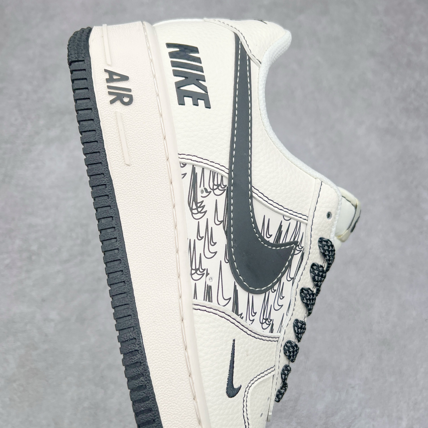 图片[6]-NK Air Force 1´07 Low 空军一号低帮百搭休闲运动板鞋 HH7518-068 柔软、弹性十足的缓震性能和出色的中底设计 横跨复古与现代的外型结合 造就出风靡全球 三十多年的Force 1 直到今天还深受青睐 实拍调校N版已经零色差零失真 百分百还原实物色彩所见即所得 不存在货不对板色差等低级问题 选购参考实物拍摄 不混卖不参货 只用心做好货严格选品 承诺混一赔十 尺码：36 36.5 37.5 38 38.5 39 40 40.5 41 42 42.5 43 44 44.5 45-选品中心