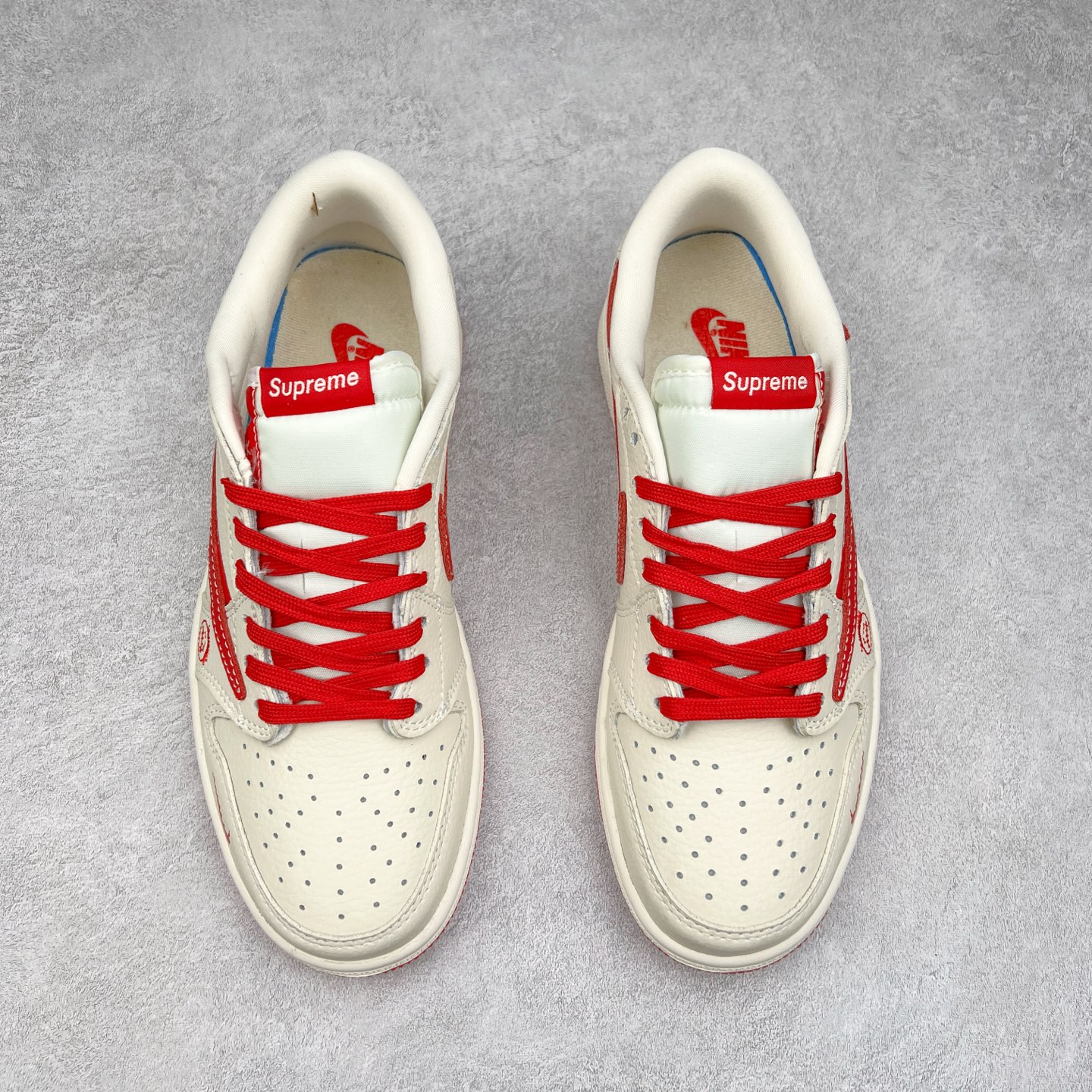 图片[2]-TS x Air Jordan AJ1 Low 倒钩低帮联名定制配色 XS2024-006 原厂内置气垫魔块 A模大底 头层小牛皮 鞋舌AJ原厂专用牛津布+AJ专用反口珍珠布+原厂无杂质高弹内里海棉+特殊封边弹力鞋带 实拍调校N版已经零色差零失真 百分百还原实物色彩所见即所得 不存在货不对板色差等低级问题 选购参考实物拍摄 不混卖不参货 只用心做好货严格选品 承诺混一赔十 尺码：36 36.5 37.5 38 38.5 39 40 40.5 41 42 42.5 43 44 44.5 45-选品中心