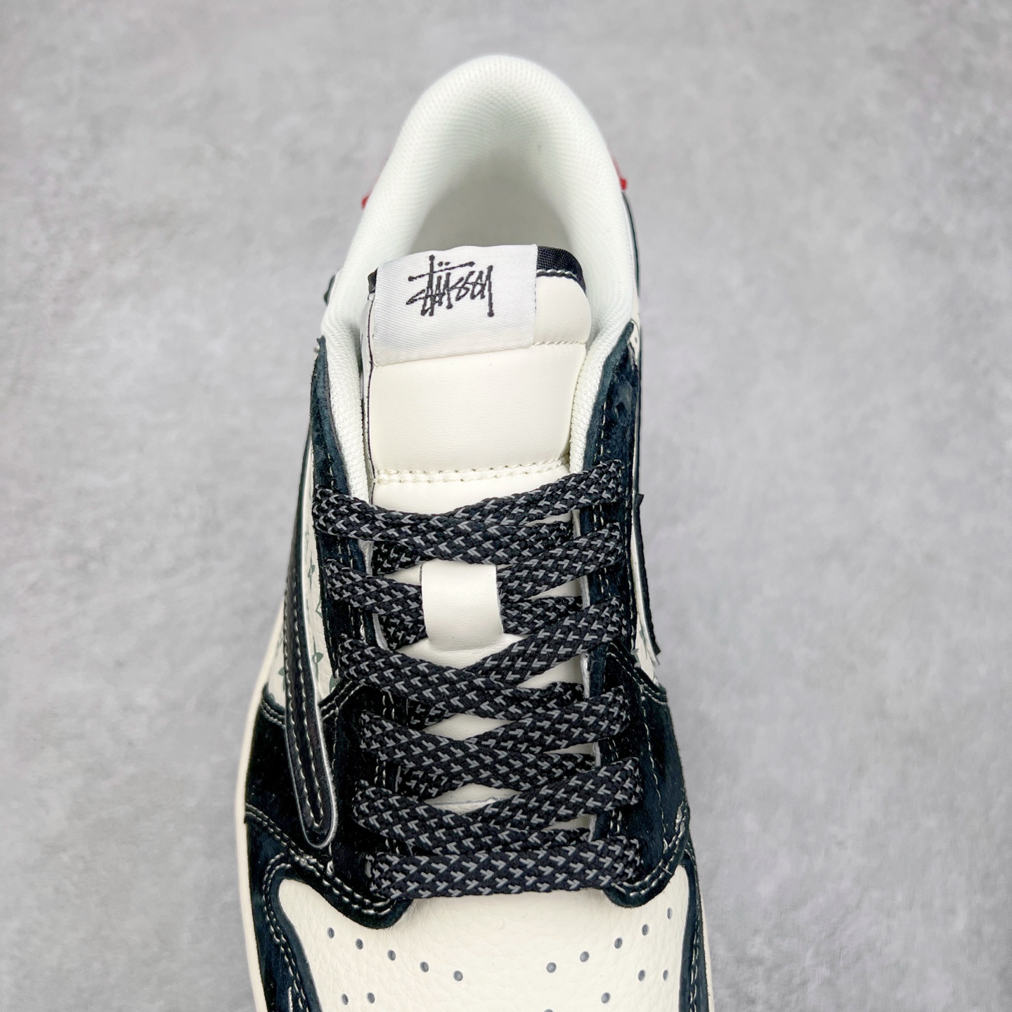 图片[5]-TS x Air Jordan AJ1 Low 倒钩低帮联名定制配色 XZ6188-770 原厂内置气垫魔块 A模大底 头层小牛皮 鞋舌AJ原厂专用牛津布+AJ专用反口珍珠布+原厂无杂质高弹内里海棉+特殊封边弹力鞋带 实拍调校N版已经零色差零失真 百分百还原实物色彩所见即所得 不存在货不对板色差等低级问题 选购参考实物拍摄 不混卖不参货 只用心做好货严格选品 承诺混一赔十 尺码：36 36.5 37.5 38 38.5 39 40 40.5 41 42 42.5 43 44 44.5 45-选品中心