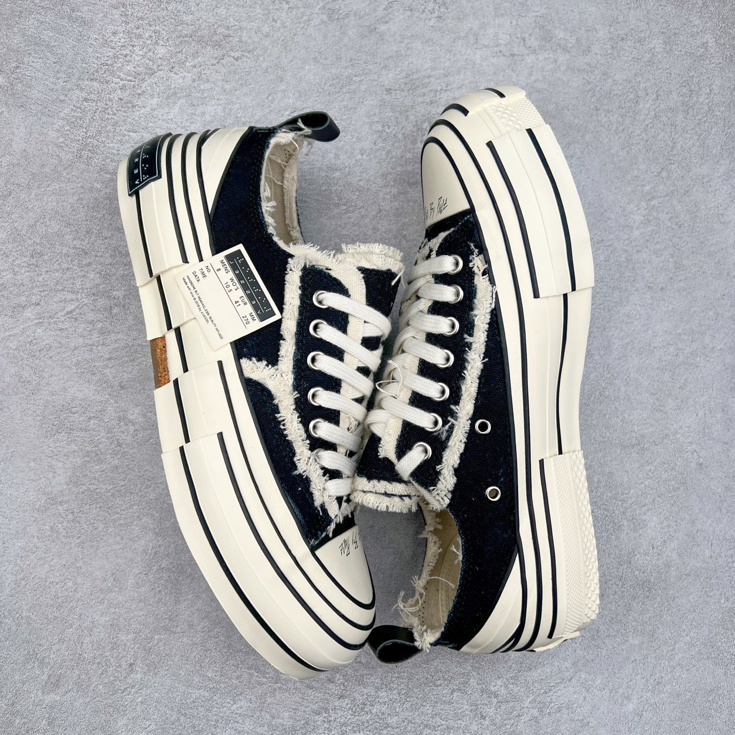 图片[3]-＃纯原 xVESSEL G.O.P. Low 全硫化乞丐鞋 吴建豪主理品牌 解构重叠厚底软木低帮硫化板鞋 全配色原鞋开发 支持对比 细节 工艺 等.. 当前市售最高版本 正确半贴合鞋标工艺 正确鞋头上翘整体楦型 原厂12蛊司厚实舒适帆布面料 面料工序需要通过三次水洗 散落自然杂乱流苏做旧复古效果 支持NFC网页编码识别 升级厚实软木塞内底 纯手工贴合多重围条硫化工艺 原鞋包装 原鞋代码鞋标完全一致 市面顶级毒盒版本 工艺细节 全网络能覆盖到的地方最强 至今无别的工厂能超越的品质 尺码：35 36 37 38 39 40 41 42 43 44 45-选品中心