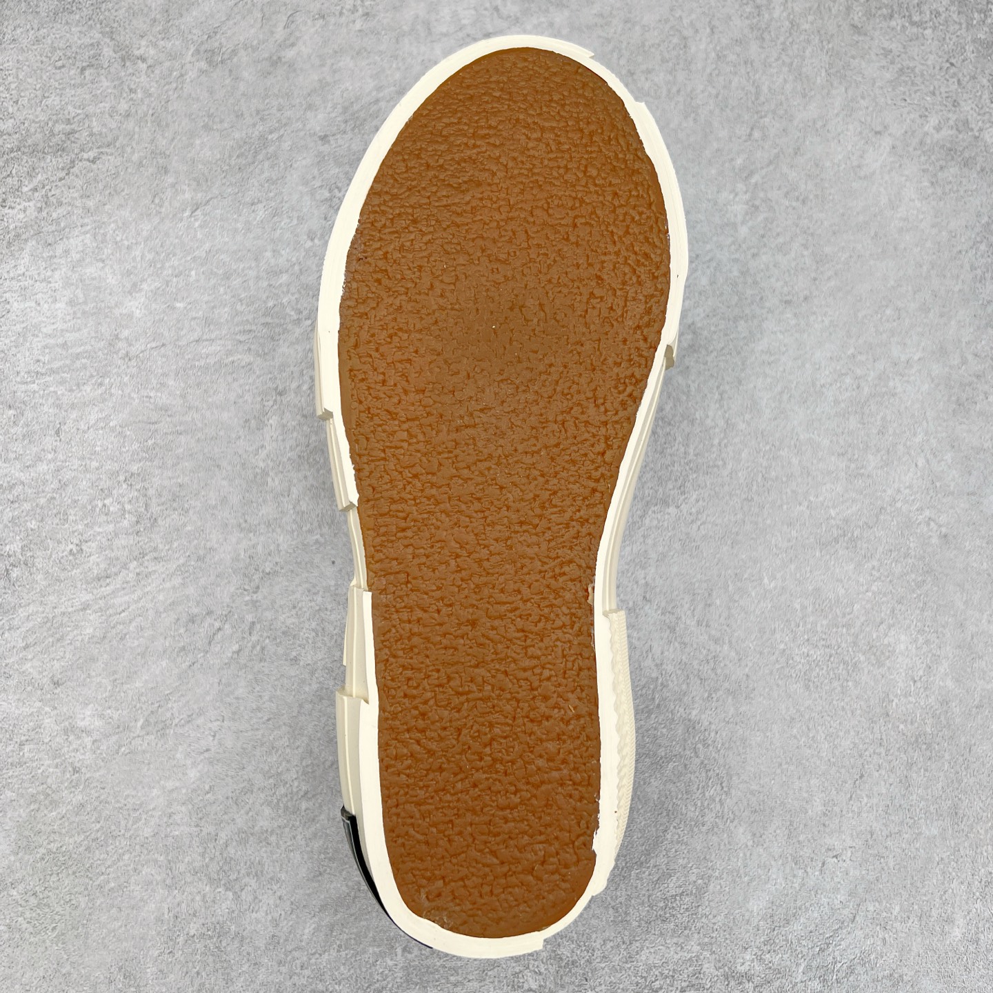 图片[9]-＃纯原 xVESSEL G.O.P. Low 全硫化乞丐鞋 吴建豪主理品牌 解构重叠厚底软木低帮硫化板鞋 全配色原鞋开发 支持对比 细节 工艺 等.. 当前市售最高版本 正确半贴合鞋标工艺 正确鞋头上翘整体楦型 原厂12蛊司厚实舒适帆布面料 面料工序需要通过三次水洗 散落自然杂乱流苏做旧复古效果 支持NFC网页编码识别 升级厚实软木塞内底 纯手工贴合多重围条硫化工艺 原鞋包装 原鞋代码鞋标完全一致 市面顶级毒盒版本 工艺细节 全网络能覆盖到的地方最强 至今无别的工厂能超越的品质 尺码：35 36 37 38 39 40 41 42 43 44 45-选品中心