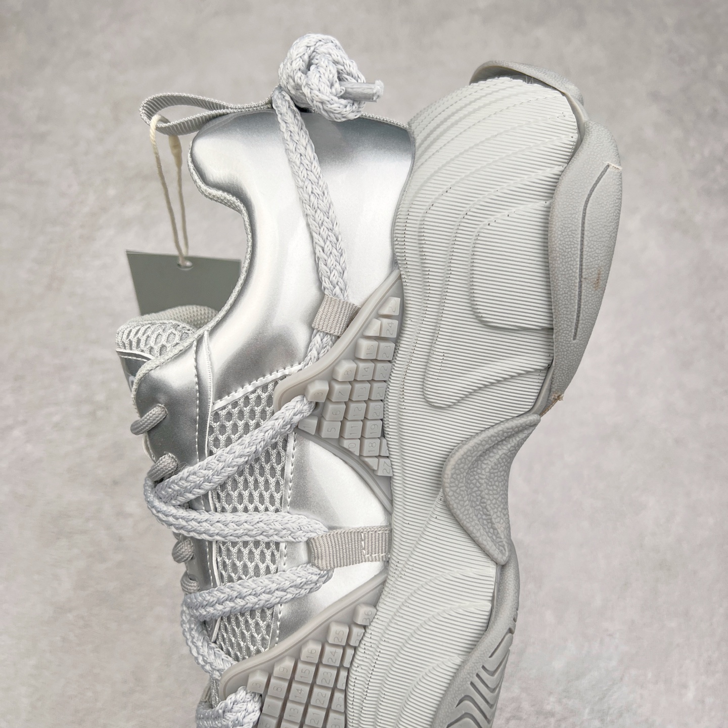 图片[7]-GG-CC时尚休闲松糕鞋厚底增高老爹鞋系列 广东大厂出品 完美细节 25ss春季新款厚底增高 大长腿 时髦look轻松定格 不费力展现率性氛围 高档银盒 酷帅机能风不规则设计大底 轻便舒适百搭 GGcc厚底增高简直就是小个子的快乐! 不管怎么搭都好看~ 尺码：35 36 37 38 39 40-选品中心