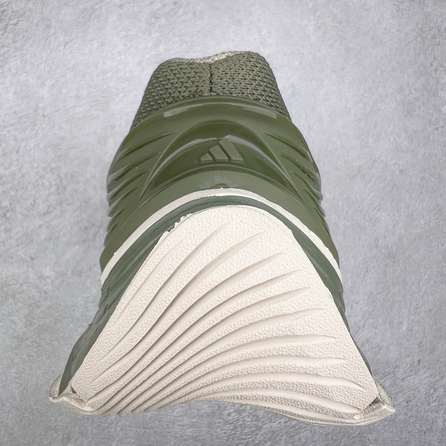 图片[8]-AD XLG MTW系列 舒适百搭防滑耐磨低帮跑步鞋老爹鞋 JR6389 鞋面采用贯穿式银条 完整的线条流畅度带来充分的视觉享受 鞋舌若隐若现的LOGO充满神秘感 夸张的鞋后跟幅度设计 线条感延伸至后跟标志三条杆彰显adidas调性 中底采用LIGHT STRIKE科技 在满足穿搭属性的同时提供舒适的脚感 完整的流线型设计语言 从鞋面贯穿到鞋底以及鞋花纹路 颜值与实力兼具 秀场与日常皆融 未来已来 让我们继续期待 实拍调校N版已经零色差零失真 百分百还原实物色彩所见即所得 不存在货不对板色差等低级问题 选购参考实物拍摄 不混卖不参货 只用心做好货严格选品 承诺混一赔十 尺码：36 36.5 37.5 38 38.5 39 40 40.5 41 42 42.5 43 44 44.5 45-选品中心