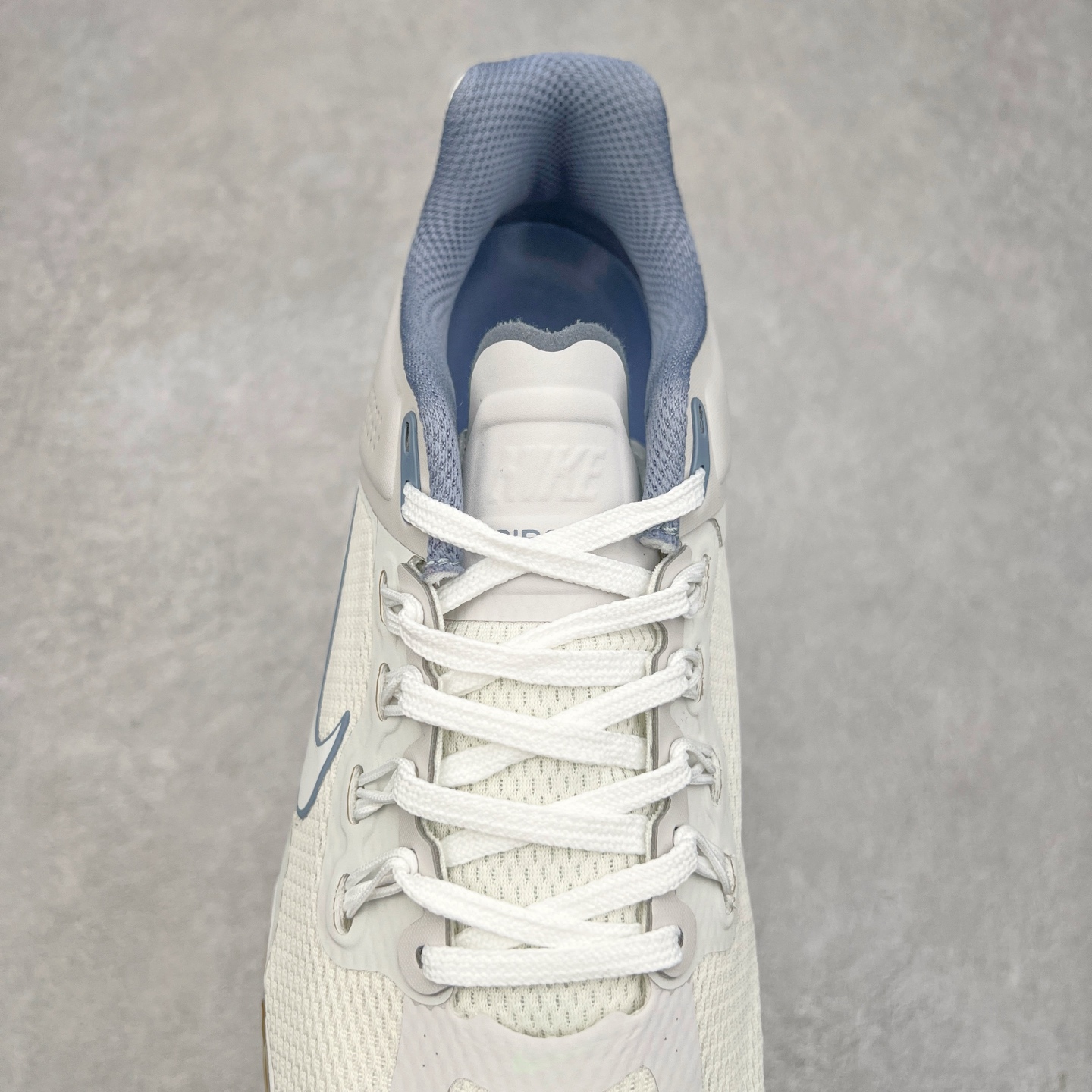 图片[5]-＃纯原 NK Air Max 2013 经典舒适时尚耐磨透气低帮气垫跑步鞋 HV4303-099 携时尚设计闪亮回归 出众有型 采用网眼布细节和运动风无缝覆面 助你保持清爽感受 塑就焕新造型 经典 Flywire 设计搭配经典全掌型 Max Air 缓震配置 缔造出众舒适感和支撑效果实拍调校N版已经零色差零失真 百分百还原实物色彩所见即所得 不存在货不对板色差等低级问题 选购参考实物拍摄 不混卖不参货 只用心做好货严格选品 承诺混一赔十 尺码：35.5 36 36.5 37.5 38 38.5 39 40 40.5 41 42 42.5 43 44 44.5 45 46 46.5-选品中心