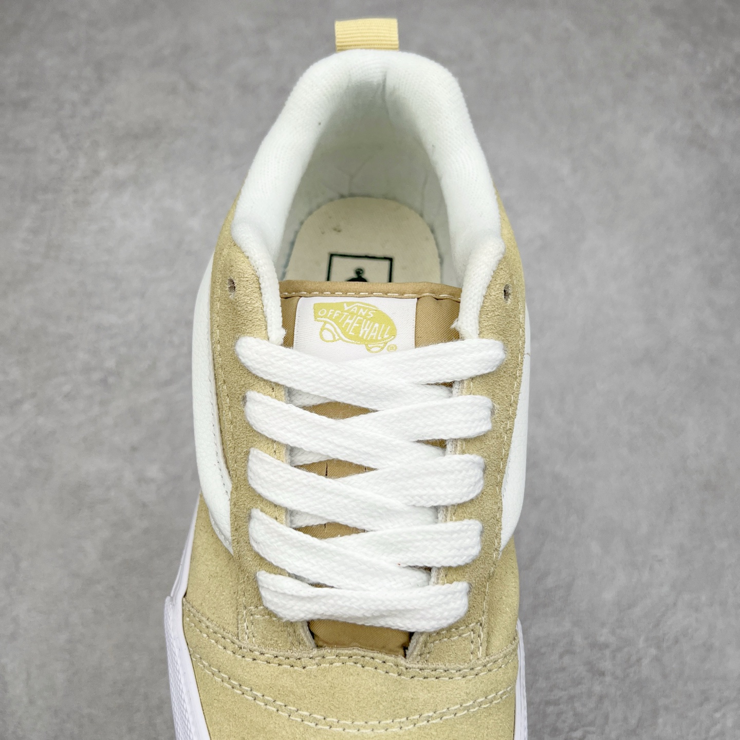 图片[5]-Vans Knu Skool 奶黄色 官方新款 复古休闲胖胖面包鞋 肥胖版大LOGO原版全皮猪八面料 尺码：35 36 36.5 37 38 38.5 39 40 40.5 41 42 42.5 43 44 工艺：硫化1：1（重量1：1、真标、原钢印、材质标、鞋型标、合格证）-选品中心