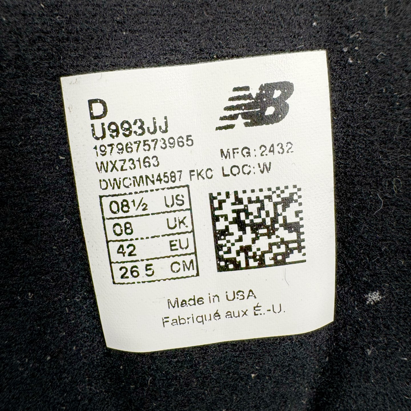 图片[12]-＃总裁 JJJJound x New Balance M993JJ 新百伦NB993联名总统复古慢跑鞋 灰棕 正确3M反光细节 原楦原纸版开发 正确6层组合底模精密开发 后跟透明TPU水晶装饰条稳固 沿用了引以为傲的跑鞋手工技艺 采用猪皮绒面并包裹局部透气网面的鞋身设计 菱网鞋舌上刻有New Balance USA 鞋面依旧身着经典的大热之灰 彰显了其高端的品质身份 尺码：36 37 37.5 38 38.5 39.5 40 40.5 41.5 42 42.5 43 44 44.5 45 45.5 46.5-选品中心