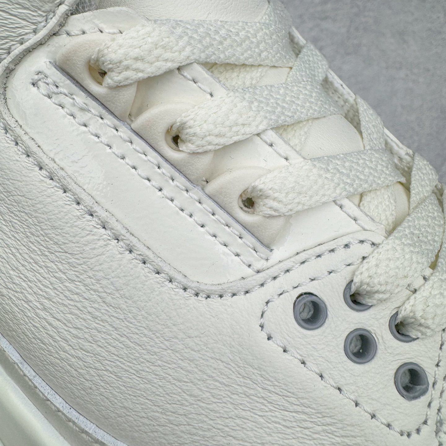 图片[10]-＃F版 Air Jordan AJ3 Retro 白灰 CK9246-100 原楦原纸板开发 确保原汁原味 原厂皮料质感色泽绝无偏差 完美中底拉帮 原厂中底钢印 原档案大底 如假白送 大底纹路 气垫通透度PU的回弹性均百分百还原 原厂电绣鞋舌飞人刺绣针数立体讲究精细欢迎对比正品原鞋 尺码：36 36.5 37.5 38 38.5 39 40 40.5 41 42 42.5 43 44 44.5 45 46 47.5-选品中心