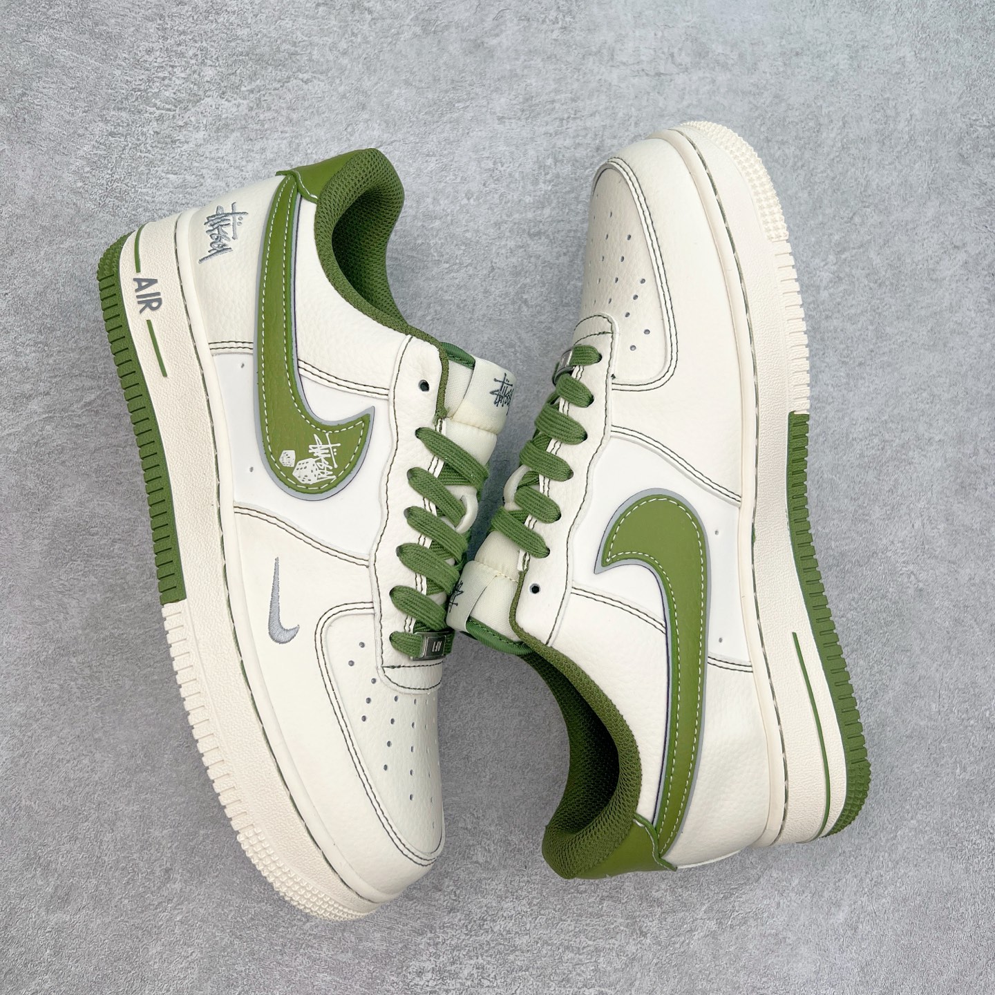 图片[3]-NK Air Force 1´07 Low 空军一号低帮百搭休闲运动板鞋 XS1958-525 柔软、弹性十足的缓震性能和出色的中底设计 横跨复古与现代的外型结合 造就出风靡全球 三十多年的Force 1 直到今天还深受青睐 实拍调校N版已经零色差零失真 百分百还原实物色彩所见即所得 不存在货不对板色差等低级问题 选购参考实物拍摄 不混卖不参货 只用心做好货严格选品 承诺混一赔十 尺码：36 36.5 37.5 38 38.5 39 40 40.5 41 42 42.5 43 44 44.5 45-选品中心