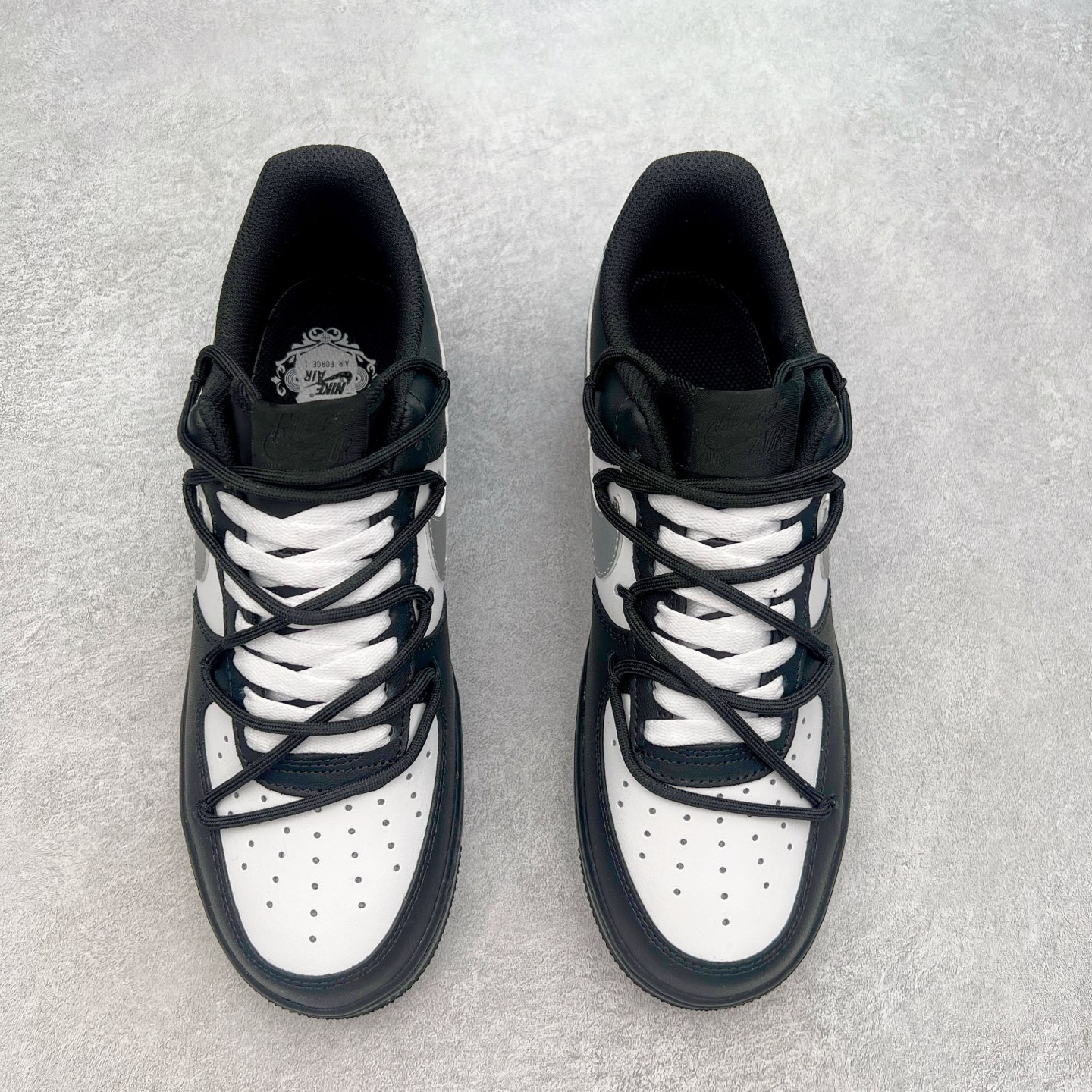 图片[2]-NK Air Force 1´07 Low 空军一号低帮百搭休闲运动板鞋 ZH0316-064 柔软、弹性十足的缓震性能和出色的中底设计 横跨复古与现代的外型结合 造就出风靡全球 三十多年的Force 1 直到今天还深受青睐 实拍调校N版已经零色差零失真 百分百还原实物色彩所见即所得 不存在货不对板色差等低级问题 选购参考实物拍摄 不混卖不参货 只用心做好货严格选品 承诺混一赔十 尺码：36 36.5 37.5 38 38.5 39 40 40.5 41 42 42.5 43 44 44.5 45-选品中心