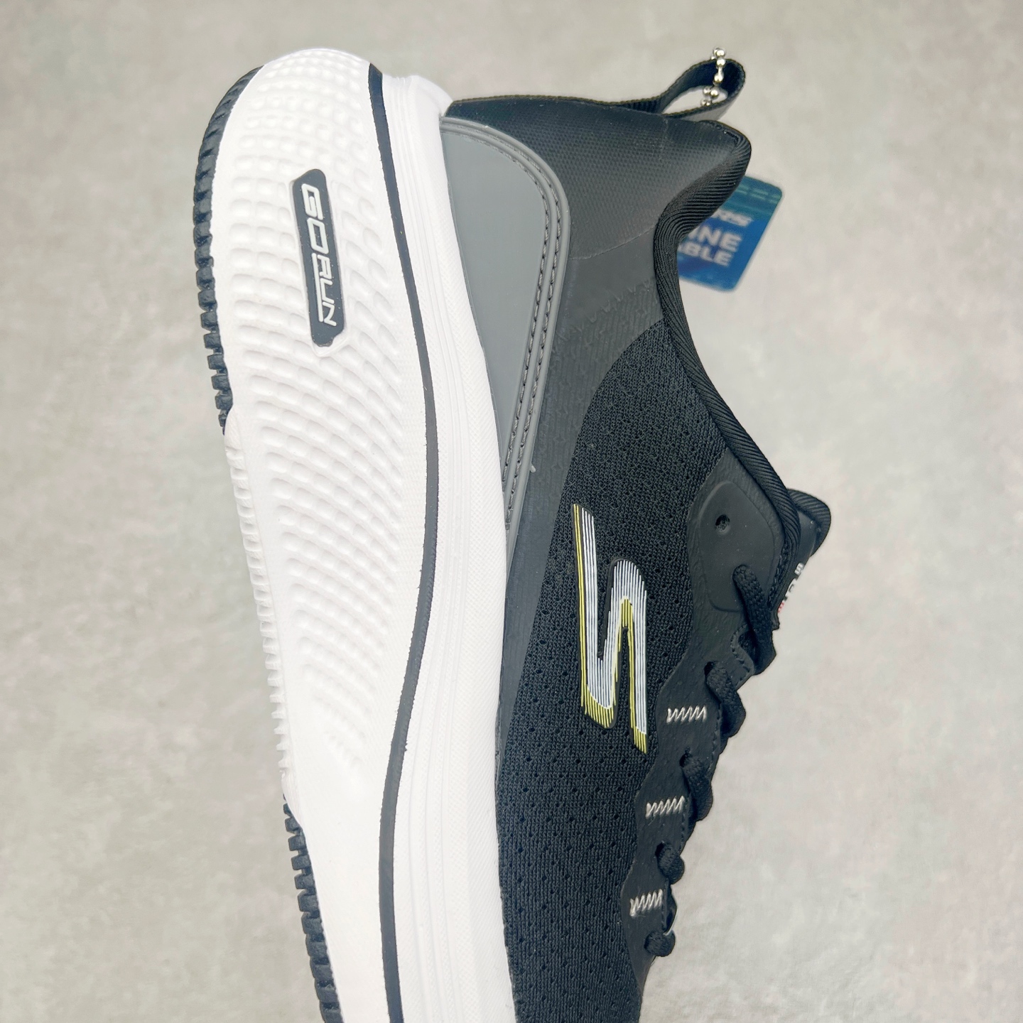 图片[6]-Skechers斯凯奇 MEN\’S GO 舒适百搭回弹 低帮 休闲跑步鞋 实拍调校N版已经零色差零失真 百分百还原实物色彩所见即所得 不存在货不对板色差等低级问题 选购参考实物拍摄 不混卖不参货 只用心做好货严格选品 承诺混一赔十 尺码：36 36.5 37.5 38 38.5 39 40 40.5 41 42 42.5 43 44 44.5 45-选品中心