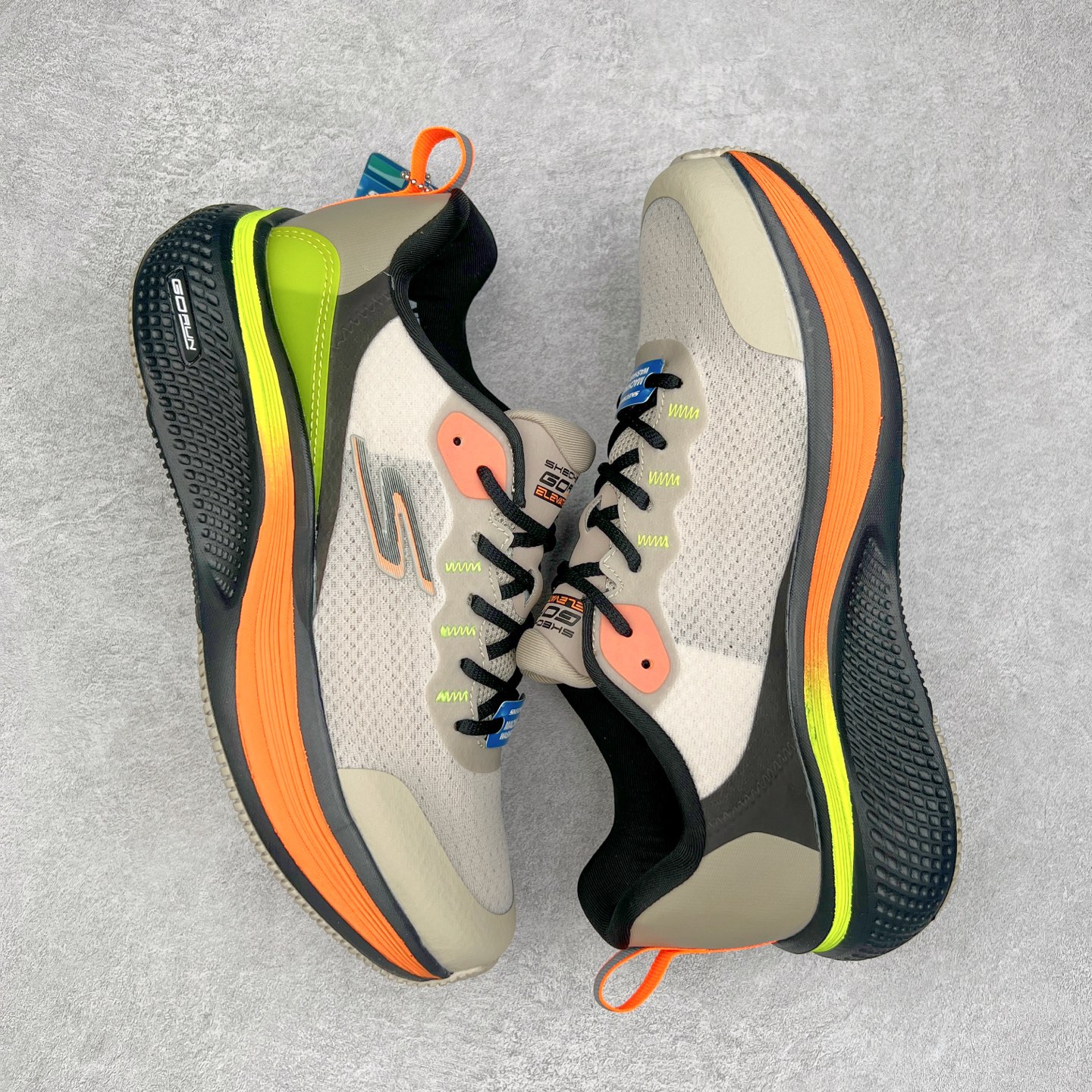 图片[3]-Skechers斯凯奇 MEN\’S GO 舒适百搭回弹 低帮 休闲跑步鞋 实拍调校N版已经零色差零失真 百分百还原实物色彩所见即所得 不存在货不对板色差等低级问题 选购参考实物拍摄 不混卖不参货 只用心做好货严格选品 承诺混一赔十 尺码：36 36.5 37.5 38 38.5 39 40 40.5 41 42 42.5 43 44 44.5 45-选品中心