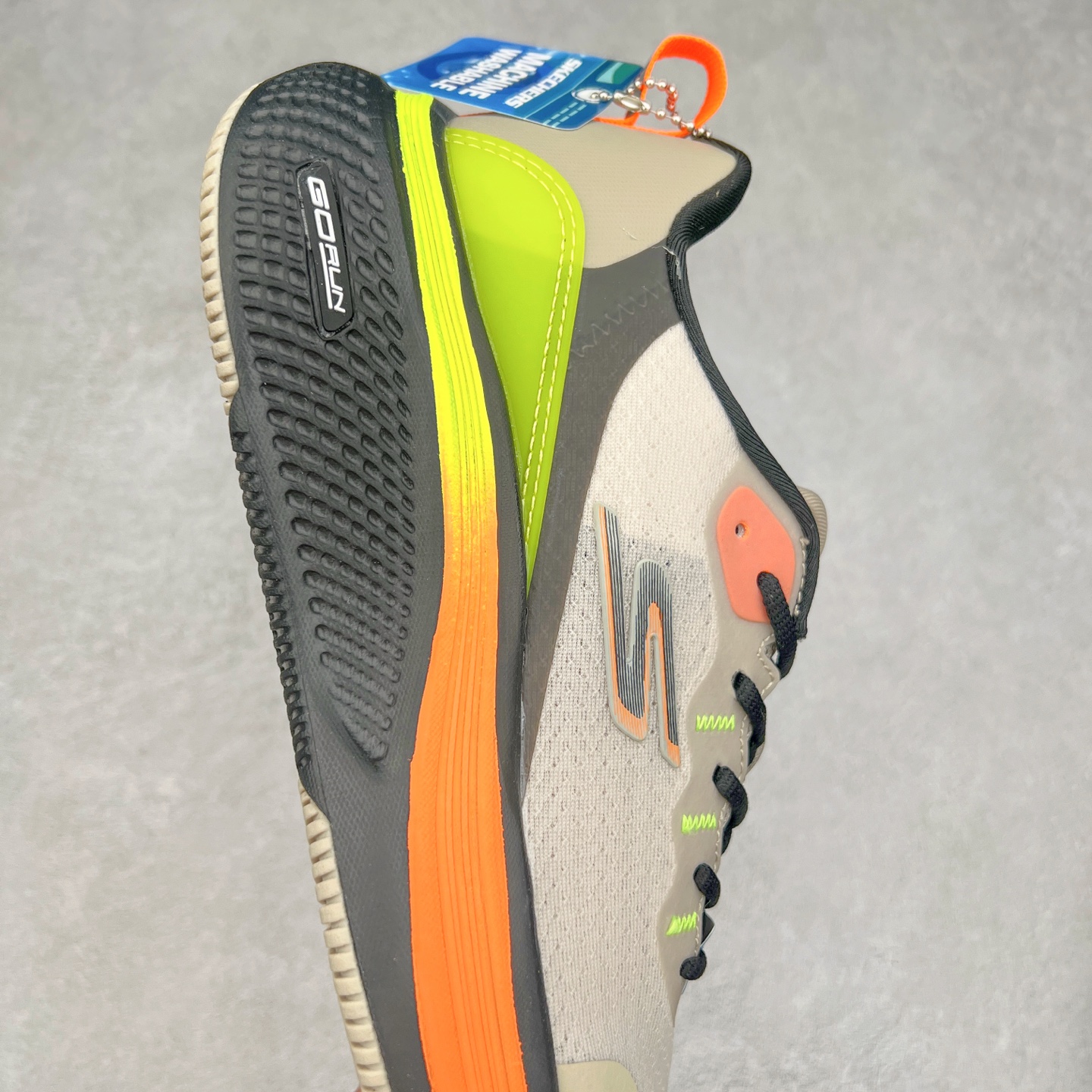 图片[6]-Skechers斯凯奇 MEN\’S GO 舒适百搭回弹 低帮 休闲跑步鞋 实拍调校N版已经零色差零失真 百分百还原实物色彩所见即所得 不存在货不对板色差等低级问题 选购参考实物拍摄 不混卖不参货 只用心做好货严格选品 承诺混一赔十 尺码：36 36.5 37.5 38 38.5 39 40 40.5 41 42 42.5 43 44 44.5 45-选品中心