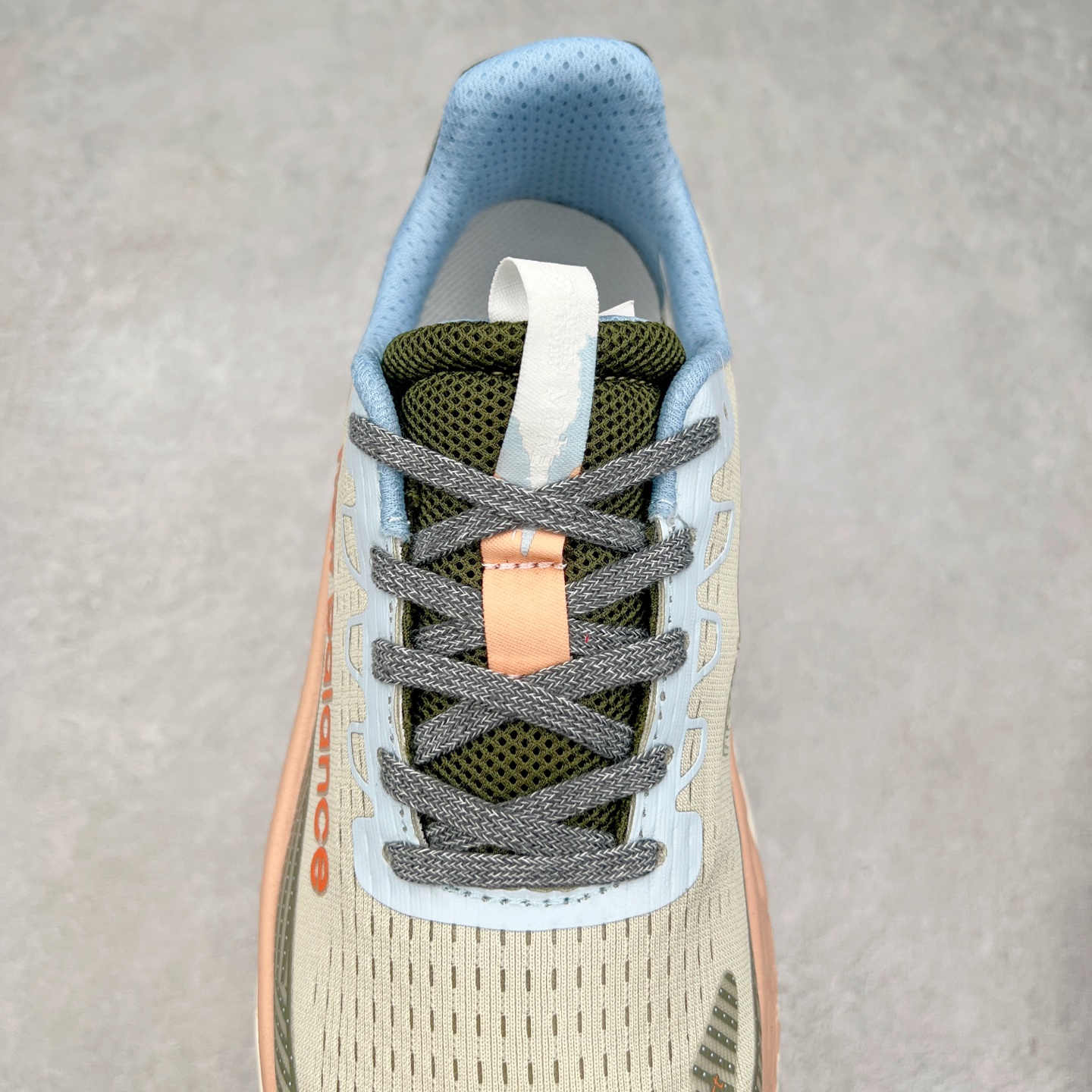 图片[5]-New Balance Fresh Foam X Trail More v3 新百伦NB莫尔V3系列低帮轻量化厚底户外越野休闲运动慢跑鞋 MTMORNGR 无论是越野训练跑还是享受自然美景 New Balance Fresh Foam X Trail More v3 都能确保双脚凉爽舒适 获得缓震支撑 这款越野跑鞋採用透气的合成/网眼鞋面 加上双层 Fresh Foam X 中底实现绝佳舒适著感 搭载鞋头防护科技与 All Terrain 系列最厚鞋底 可防止碎石跑入鞋内 让你尽情探索不受限 尺码：36 37 37.5 38 38.5 39.5 40 40.5 41.5 42 42.5 43 44 44.5 45-选品中心