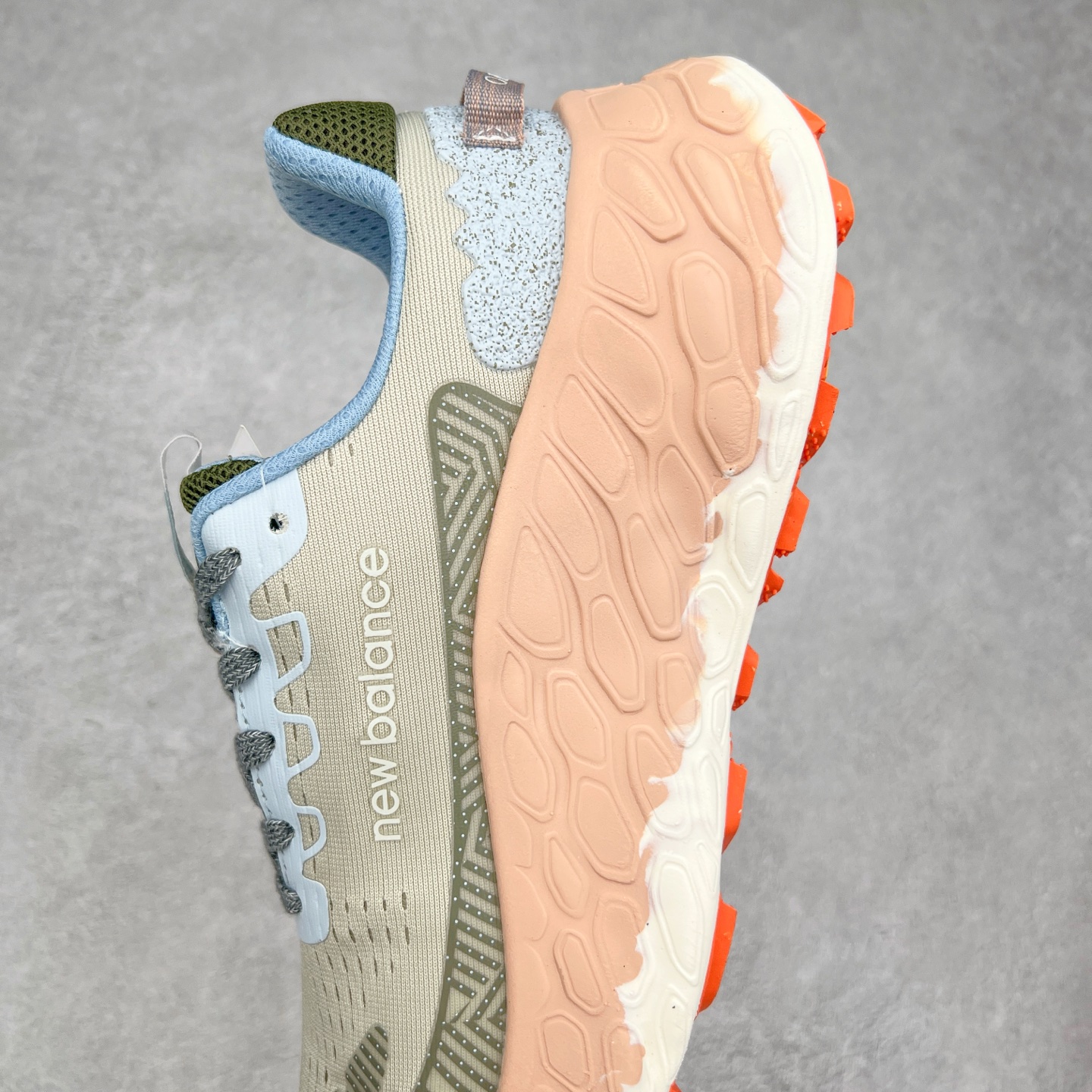 图片[7]-New Balance Fresh Foam X Trail More v3 新百伦NB莫尔V3系列低帮轻量化厚底户外越野休闲运动慢跑鞋 MTMORNGR 无论是越野训练跑还是享受自然美景 New Balance Fresh Foam X Trail More v3 都能确保双脚凉爽舒适 获得缓震支撑 这款越野跑鞋採用透气的合成/网眼鞋面 加上双层 Fresh Foam X 中底实现绝佳舒适著感 搭载鞋头防护科技与 All Terrain 系列最厚鞋底 可防止碎石跑入鞋内 让你尽情探索不受限 尺码：36 37 37.5 38 38.5 39.5 40 40.5 41.5 42 42.5 43 44 44.5 45-选品中心