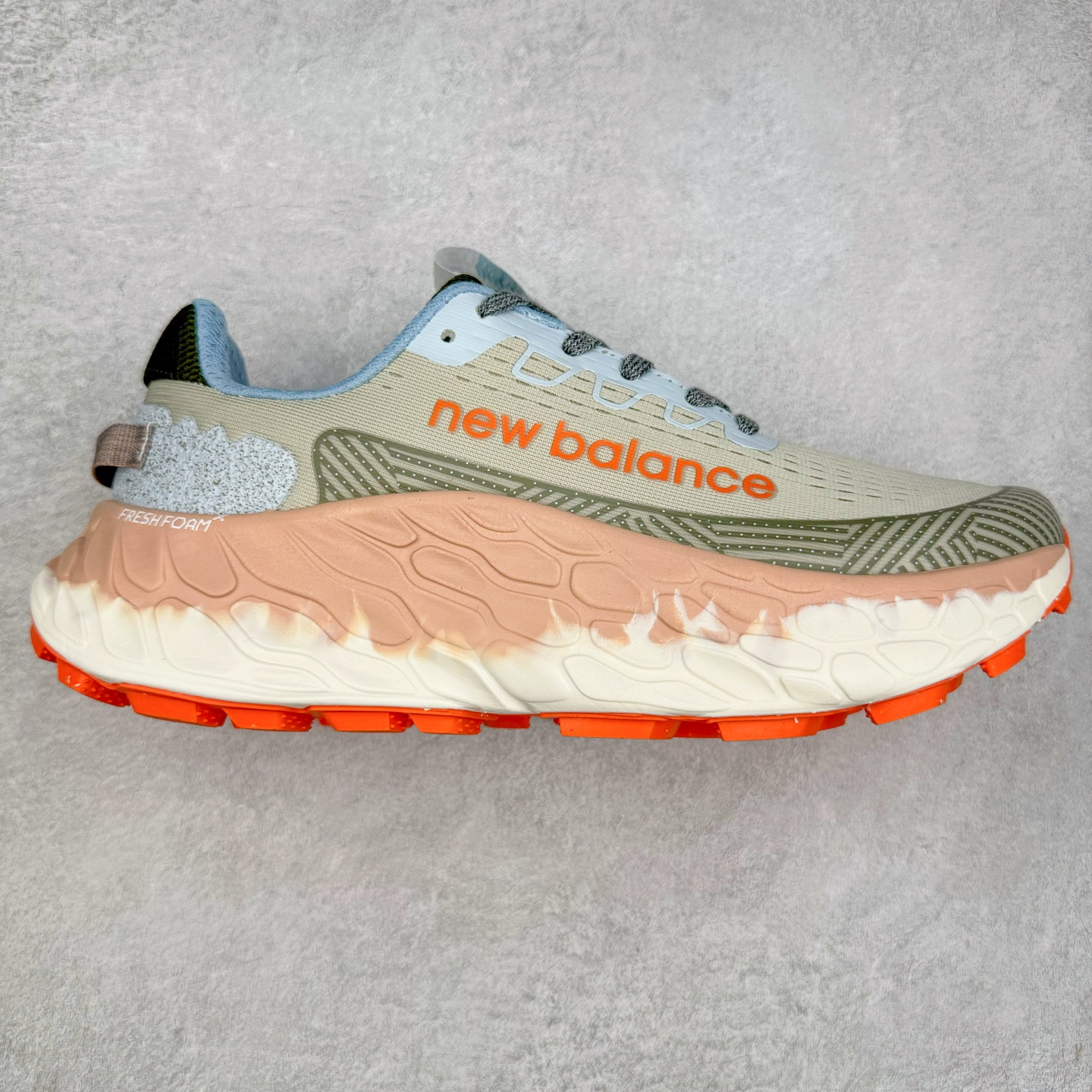 New Balance Fresh Foam X Trail More v3 新百伦NB莫尔V3系列低帮轻量化厚底户外越野休闲运动慢跑鞋 MTMORNGR 无论是越野训练跑还是享受自然美景 New Balance Fresh Foam X Trail More v3 都能确保双脚凉爽舒适 获得缓震支撑 这款越野跑鞋採用透气的合成/网眼鞋面 加上双层 Fresh Foam X 中底实现绝佳舒适著感 搭载鞋头防护科技与 All Terrain 系列最厚鞋底 可防止碎石跑入鞋内 让你尽情探索不受限 尺码：36 37 37.5 38 38.5 39.5 40 40.5 41.5 42 42.5 43 44 44.5 45-选品中心