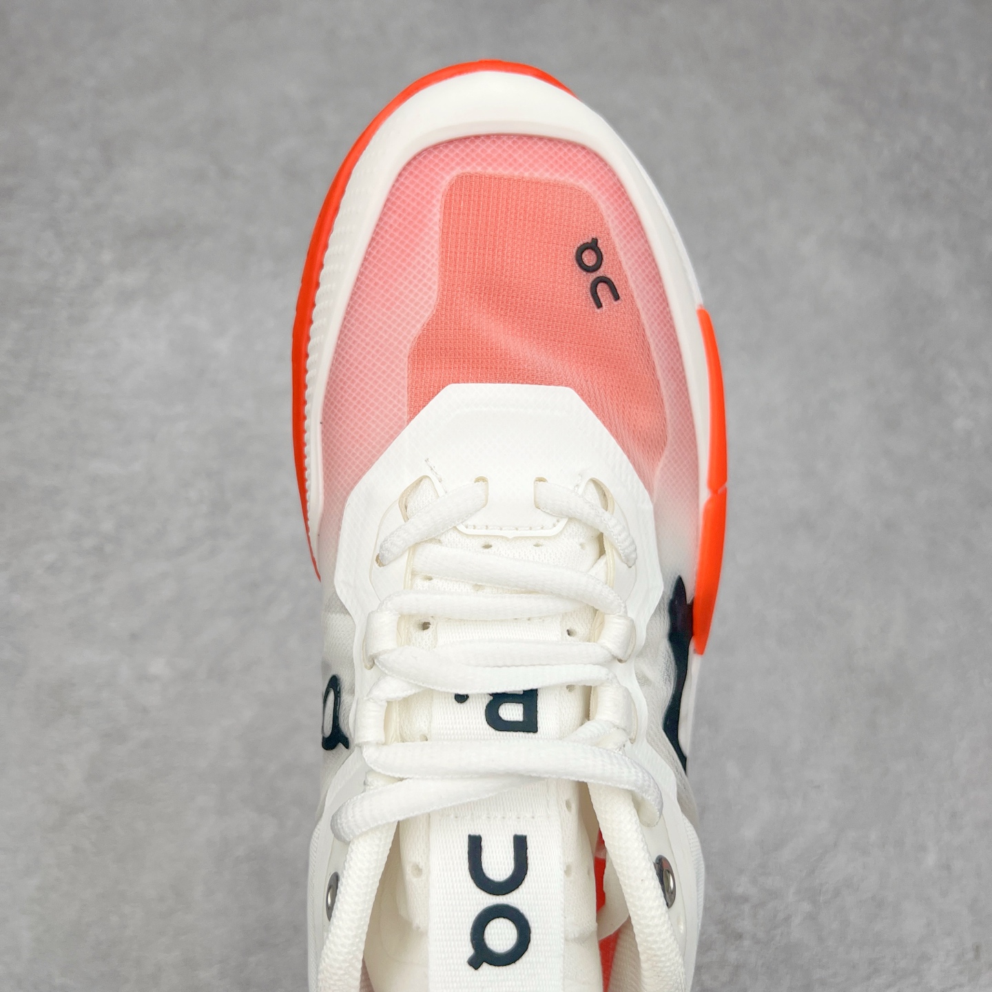 图片[4]-On THE ROGER Pro 2 昂跑舒适简约防滑耐磨低帮网球鞋 此运动品牌 开创于2010年 缓震着陆、强效回弹、轻柔质感的设计构思始终是ON研制关键 与此同时基于“为全球提供革新性的跑步感受”信念 陆续推出了多款跑鞋及其以专业运动人体跑步工程学为设计关键的功能性跑步服饰设备 让跑者不费力气地畅快畅跑 尺码：36 36.5 37.5 38 38.5 39 40 40.5 41 42 42.5 43 44 44.5 45-选品中心