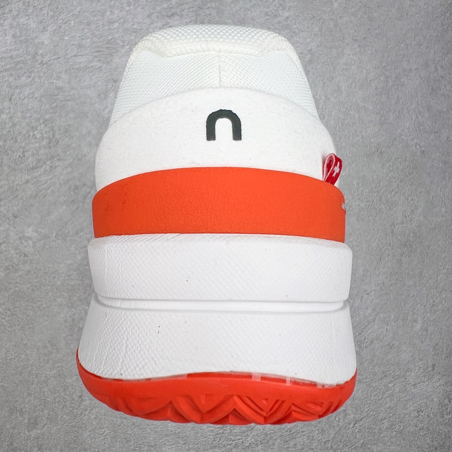 图片[8]-On THE ROGER Pro 2 昂跑舒适简约防滑耐磨低帮网球鞋 此运动品牌 开创于2010年 缓震着陆、强效回弹、轻柔质感的设计构思始终是ON研制关键 与此同时基于“为全球提供革新性的跑步感受”信念 陆续推出了多款跑鞋及其以专业运动人体跑步工程学为设计关键的功能性跑步服饰设备 让跑者不费力气地畅快畅跑 尺码：36 36.5 37.5 38 38.5 39 40 40.5 41 42 42.5 43 44 44.5 45-选品中心