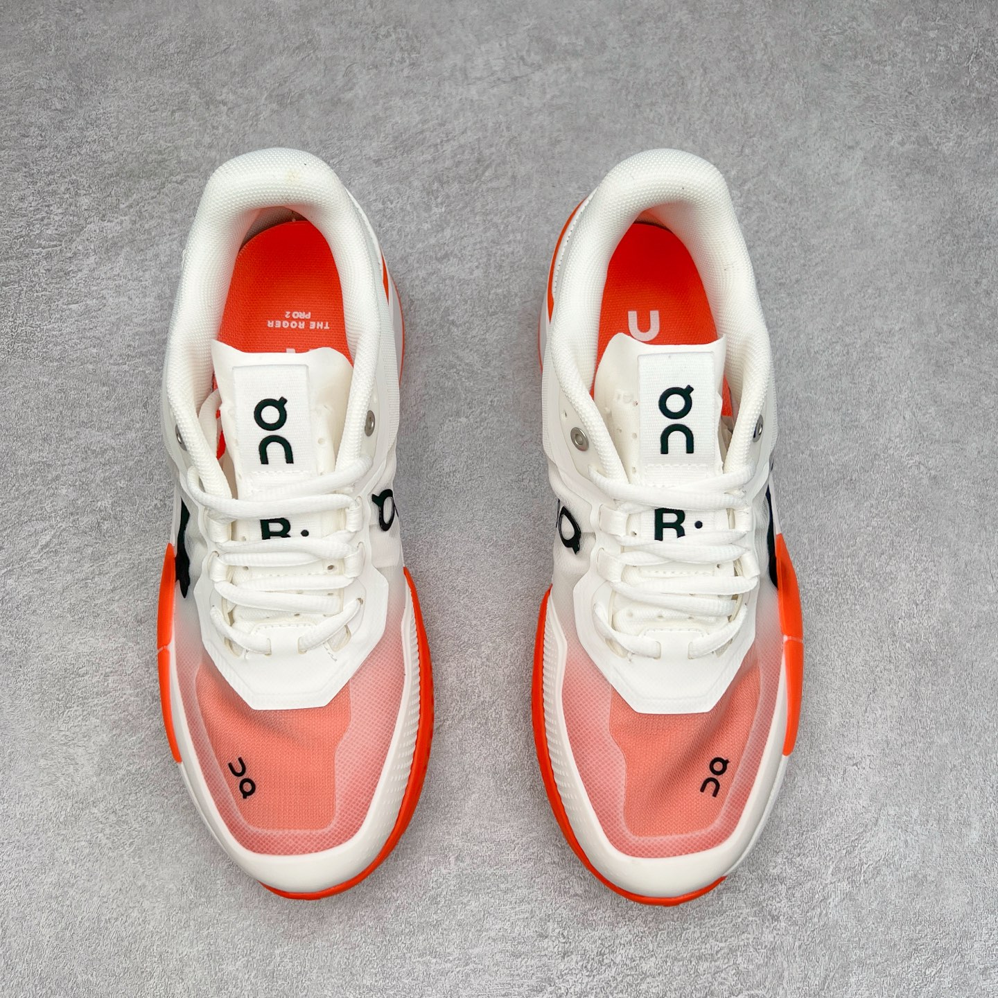 图片[2]-On THE ROGER Pro 2 昂跑舒适简约防滑耐磨低帮网球鞋 此运动品牌 开创于2010年 缓震着陆、强效回弹、轻柔质感的设计构思始终是ON研制关键 与此同时基于“为全球提供革新性的跑步感受”信念 陆续推出了多款跑鞋及其以专业运动人体跑步工程学为设计关键的功能性跑步服饰设备 让跑者不费力气地畅快畅跑 尺码：36 36.5 37.5 38 38.5 39 40 40.5 41 42 42.5 43 44 44.5 45-选品中心