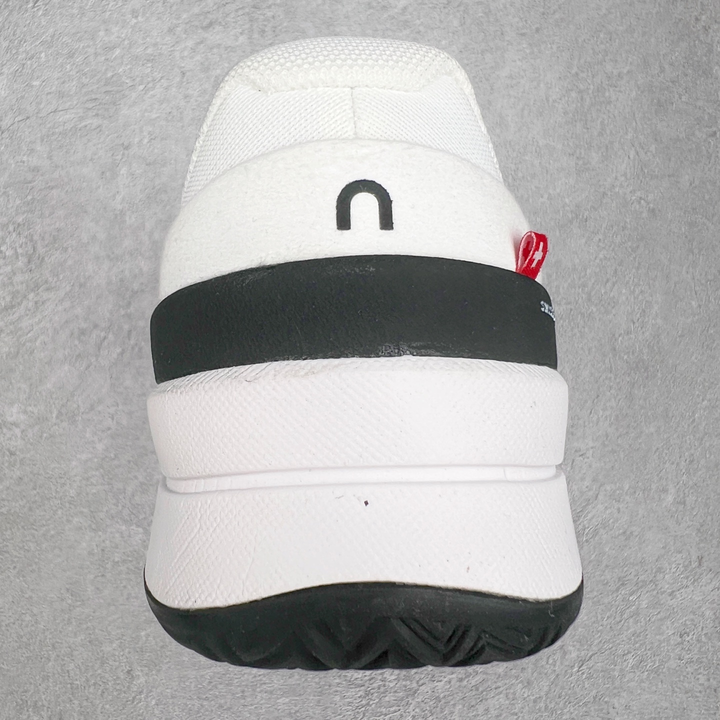 图片[8]-On THE ROGER Pro 2 昂跑舒适简约防滑耐磨低帮网球鞋 此运动品牌 开创于2010年 缓震着陆、强效回弹、轻柔质感的设计构思始终是ON研制关键 与此同时基于“为全球提供革新性的跑步感受”信念 陆续推出了多款跑鞋及其以专业运动人体跑步工程学为设计关键的功能性跑步服饰设备 让跑者不费力气地畅快畅跑 尺码：36 36.5 37.5 38 38.5 39 40 40.5 41 42 42.5 43 44 44.5 45-选品中心