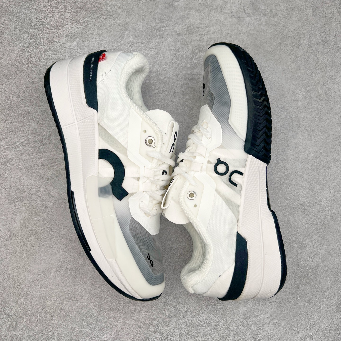 图片[3]-On THE ROGER Pro 2 昂跑舒适简约防滑耐磨低帮网球鞋 此运动品牌 开创于2010年 缓震着陆、强效回弹、轻柔质感的设计构思始终是ON研制关键 与此同时基于“为全球提供革新性的跑步感受”信念 陆续推出了多款跑鞋及其以专业运动人体跑步工程学为设计关键的功能性跑步服饰设备 让跑者不费力气地畅快畅跑 尺码：36 36.5 37.5 38 38.5 39 40 40.5 41 42 42.5 43 44 44.5 45-选品中心