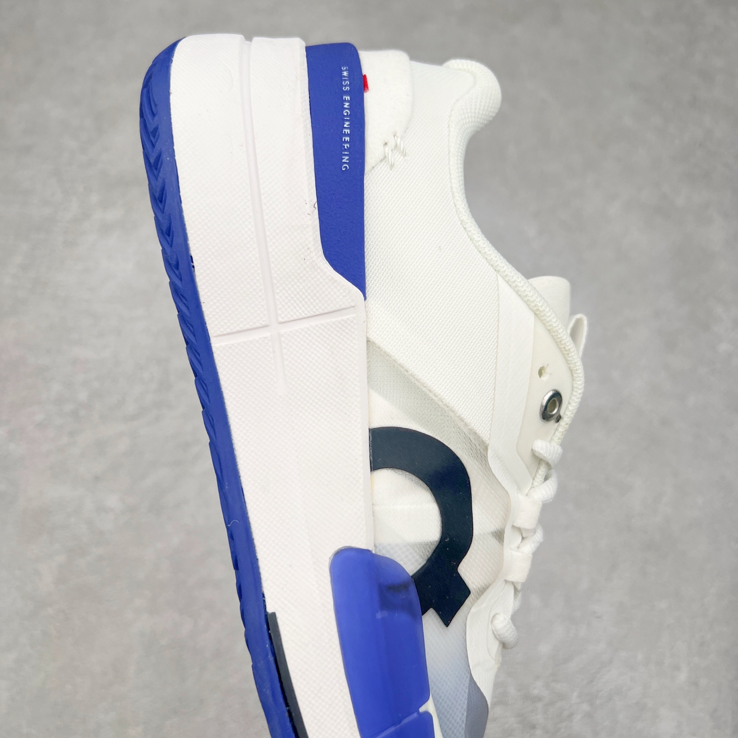 图片[6]-On THE ROGER Pro 2 昂跑舒适简约防滑耐磨低帮网球鞋 此运动品牌 开创于2010年 缓震着陆、强效回弹、轻柔质感的设计构思始终是ON研制关键 与此同时基于“为全球提供革新性的跑步感受”信念 陆续推出了多款跑鞋及其以专业运动人体跑步工程学为设计关键的功能性跑步服饰设备 让跑者不费力气地畅快畅跑 尺码：36 36.5 37.5 38 38.5 39 40 40.5 41 42 42.5 43 44 44.5 45-选品中心