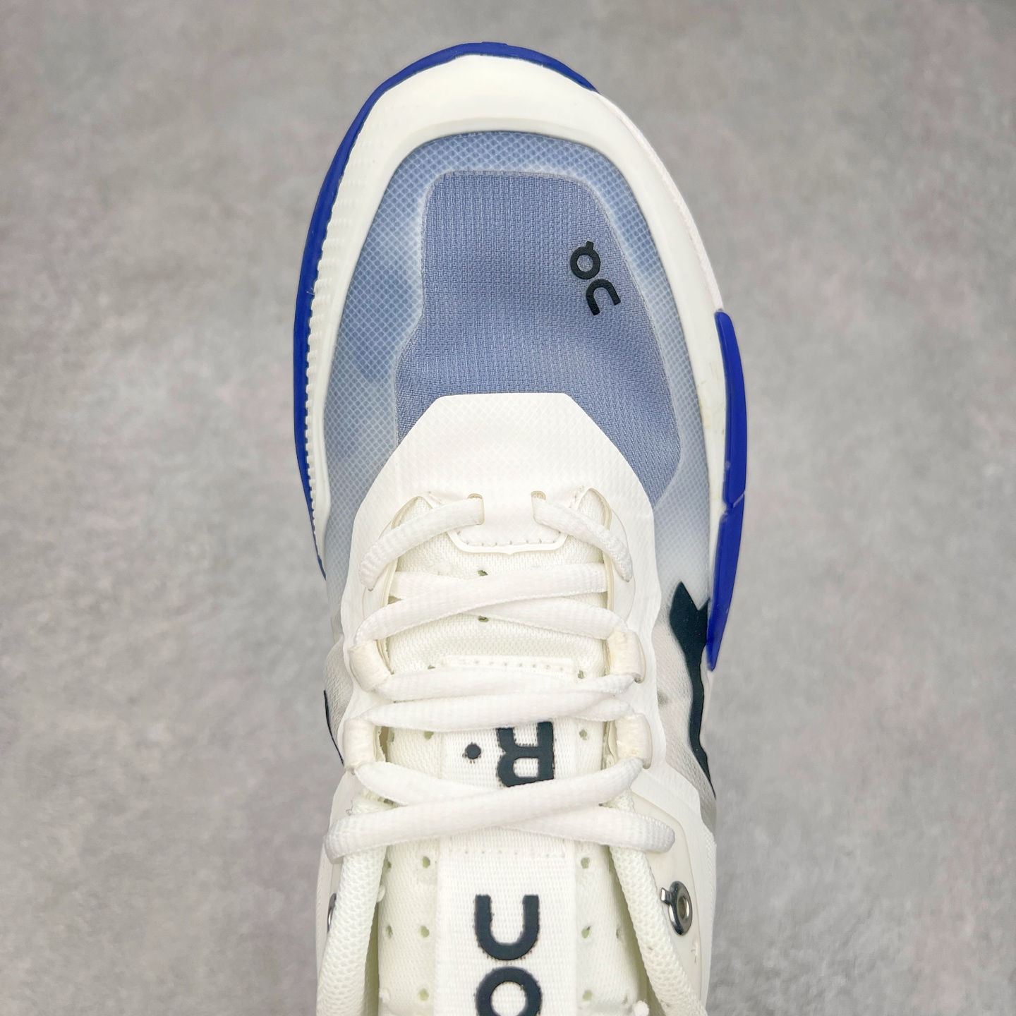 图片[4]-On THE ROGER Pro 2 昂跑舒适简约防滑耐磨低帮网球鞋 此运动品牌 开创于2010年 缓震着陆、强效回弹、轻柔质感的设计构思始终是ON研制关键 与此同时基于“为全球提供革新性的跑步感受”信念 陆续推出了多款跑鞋及其以专业运动人体跑步工程学为设计关键的功能性跑步服饰设备 让跑者不费力气地畅快畅跑 尺码：36 36.5 37.5 38 38.5 39 40 40.5 41 42 42.5 43 44 44.5 45-选品中心