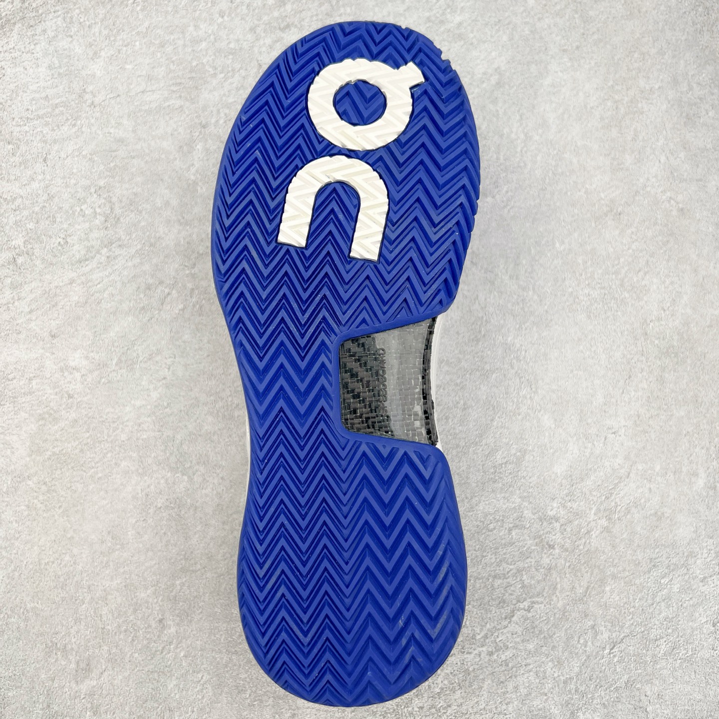 图片[9]-On THE ROGER Pro 2 昂跑舒适简约防滑耐磨低帮网球鞋 此运动品牌 开创于2010年 缓震着陆、强效回弹、轻柔质感的设计构思始终是ON研制关键 与此同时基于“为全球提供革新性的跑步感受”信念 陆续推出了多款跑鞋及其以专业运动人体跑步工程学为设计关键的功能性跑步服饰设备 让跑者不费力气地畅快畅跑 尺码：36 36.5 37.5 38 38.5 39 40 40.5 41 42 42.5 43 44 44.5 45-选品中心