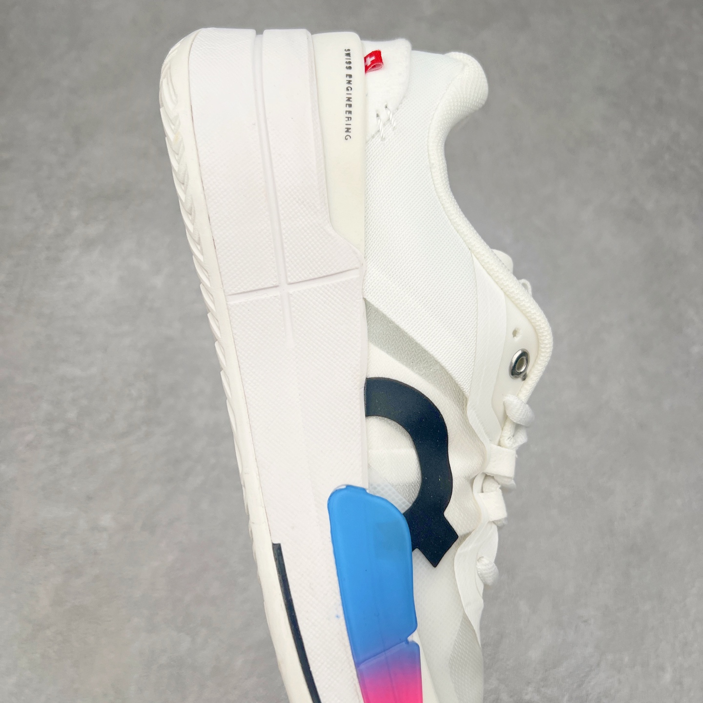 图片[6]-On THE ROGER Pro 2 昂跑舒适简约防滑耐磨低帮网球鞋 此运动品牌 开创于2010年 缓震着陆、强效回弹、轻柔质感的设计构思始终是ON研制关键 与此同时基于“为全球提供革新性的跑步感受”信念 陆续推出了多款跑鞋及其以专业运动人体跑步工程学为设计关键的功能性跑步服饰设备 让跑者不费力气地畅快畅跑 尺码：36 36.5 37.5 38 38.5 39 40 40.5 41 42 42.5 43 44 44.5 45-选品中心