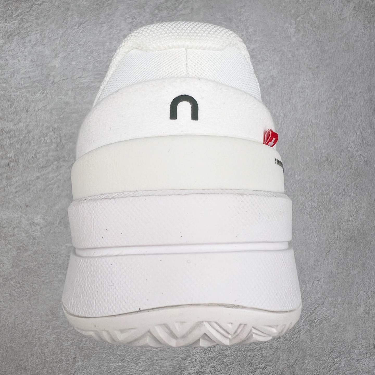 图片[8]-On THE ROGER Pro 2 昂跑舒适简约防滑耐磨低帮网球鞋 此运动品牌 开创于2010年 缓震着陆、强效回弹、轻柔质感的设计构思始终是ON研制关键 与此同时基于“为全球提供革新性的跑步感受”信念 陆续推出了多款跑鞋及其以专业运动人体跑步工程学为设计关键的功能性跑步服饰设备 让跑者不费力气地畅快畅跑 尺码：36 36.5 37.5 38 38.5 39 40 40.5 41 42 42.5 43 44 44.5 45-选品中心