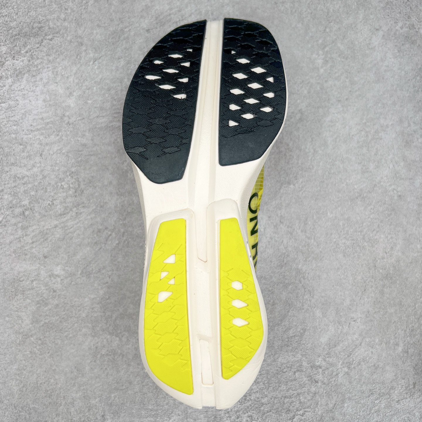 图片[9]-On THE ROGER Pro 2 昂跑舒适简约防滑耐磨低帮网球鞋 此运动品牌 开创于2010年 缓震着陆、强效回弹、轻柔质感的设计构思始终是ON研制关键 与此同时基于“为全球提供革新性的跑步感受”信念 陆续推出了多款跑鞋及其以专业运动人体跑步工程学为设计关键的功能性跑步服饰设备 让跑者不费力气地畅快畅跑 尺码：36 36.5 37.5 38 38.5 39 40 40.5 41 42 42.5 43 44 44.5 45-选品中心