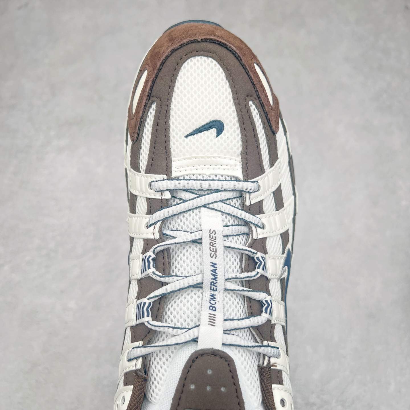 图片[4]-NK P-6000 系列低帮复古老爹风休闲运动舒适慢跑鞋 融合 Pegasus 过往运动鞋设计 助力 21 世纪早期跑步运动跃升时尚新高度 采用透气网眼布、运动风格线条和耐穿覆面 兼具吸睛外观和舒适感受 中底泡绵以田径赛道为灵感 打造厚实设计 缔造出众缓震性能 尺码：36 36.5 37.5 38 38.5 39 40 40.5 41 42 42.5 43 44 44.5 45-选品中心