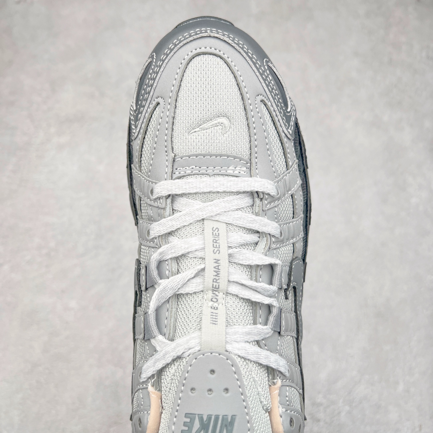 图片[4]-NK P-6000 系列低帮复古老爹风休闲运动舒适慢跑鞋 融合 Pegasus 过往运动鞋设计 助力 21 世纪早期跑步运动跃升时尚新高度 采用透气网眼布、运动风格线条和耐穿覆面 兼具吸睛外观和舒适感受 中底泡绵以田径赛道为灵感 打造厚实设计 缔造出众缓震性能 尺码：36 36.5 37.5 38 38.5 39 40 40.5 41 42 42.5 43 44 44.5 45-选品中心