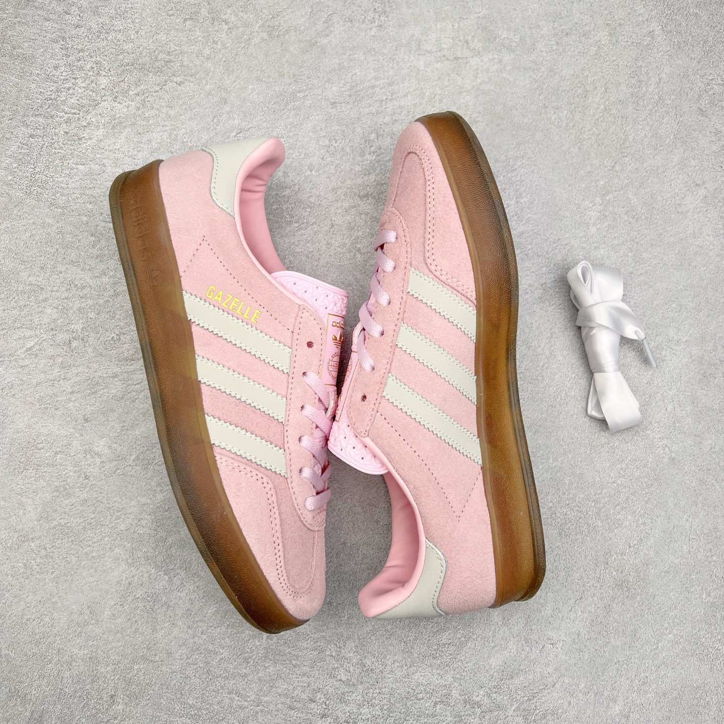 图片[3]-AD Gazelle Indoor Trainers 羚羊内训系列低帮复古百搭休闲运动德训风板鞋 JI2716 90年代经典的复刻版！自60年代以足球训练鞋面世以来,Gazelle就以其经典设计席卷全球。1991年版本的复刻,再造经典Gazelle。采用皮革打造,搭配浊色细节,让这款经典更加简约。尺码：36 36⅔ 37⅓ 38 38⅔ 39⅓ 40 40⅔ 41⅓ 42 42⅔ 43⅓ 44⅓ 44⅔ 45-选品中心