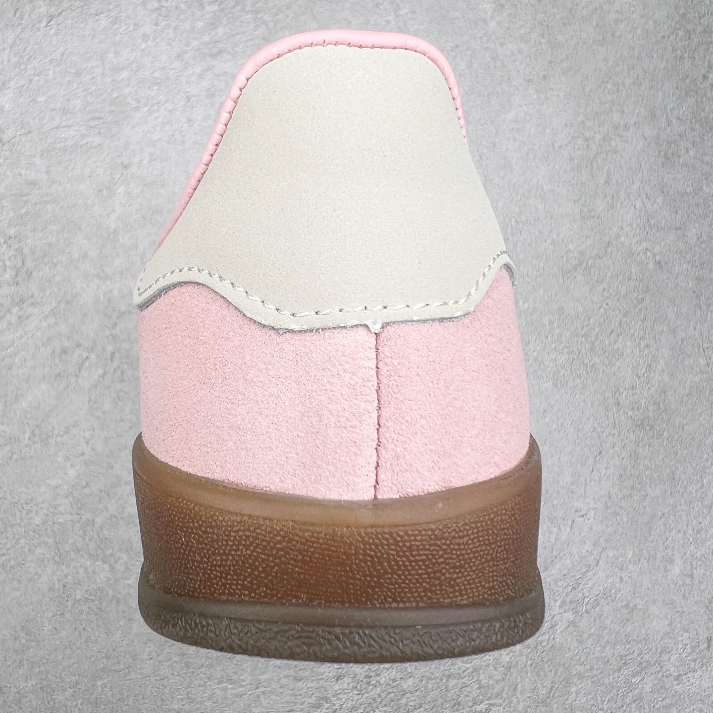 图片[8]-AD Gazelle Indoor Trainers 羚羊内训系列低帮复古百搭休闲运动德训风板鞋 JI2716 90年代经典的复刻版！自60年代以足球训练鞋面世以来,Gazelle就以其经典设计席卷全球。1991年版本的复刻,再造经典Gazelle。采用皮革打造,搭配浊色细节,让这款经典更加简约。尺码：36 36⅔ 37⅓ 38 38⅔ 39⅓ 40 40⅔ 41⅓ 42 42⅔ 43⅓ 44⅓ 44⅔ 45-选品中心