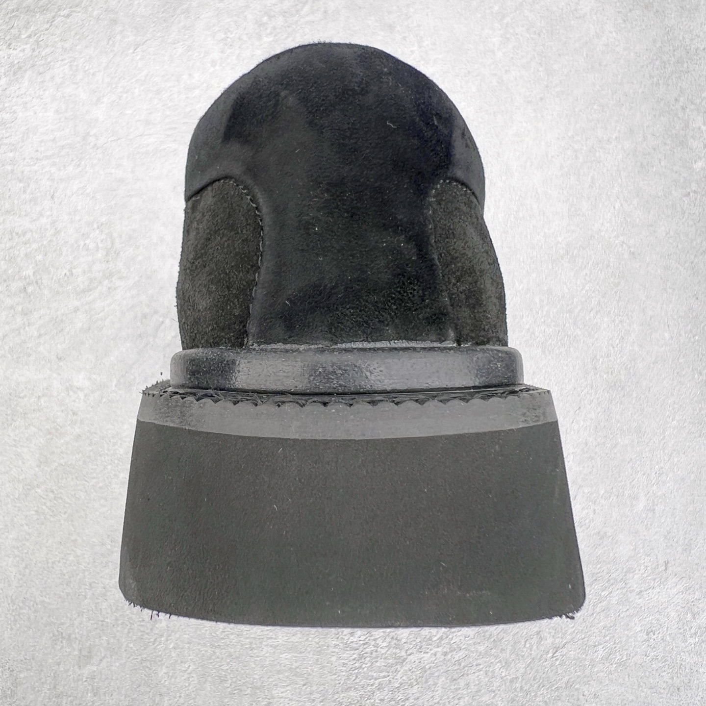 图片[8]-＃SP原厂 UGG 6913 Tasman Lug 绒面革圆头轻盈低帮生活休闲鞋 全鞋采用ZP同厂 隆丰A级澳洲进口羊皮毛一体 品牌代工厂生产线 完全遵循ZP工艺流程 代工厂原厂版师 秉承无原鞋不开发选择 注重每一处细节 市面最正版型 TREADLITE\\\”轻翼\\\”科技外底 轻便/耐用/柔韧/桩型【售后郑重承诺】一个月内若出现重大脱胶/断底等质量问题 直接为您换新！尺码：40 41 42 43 44-选品中心