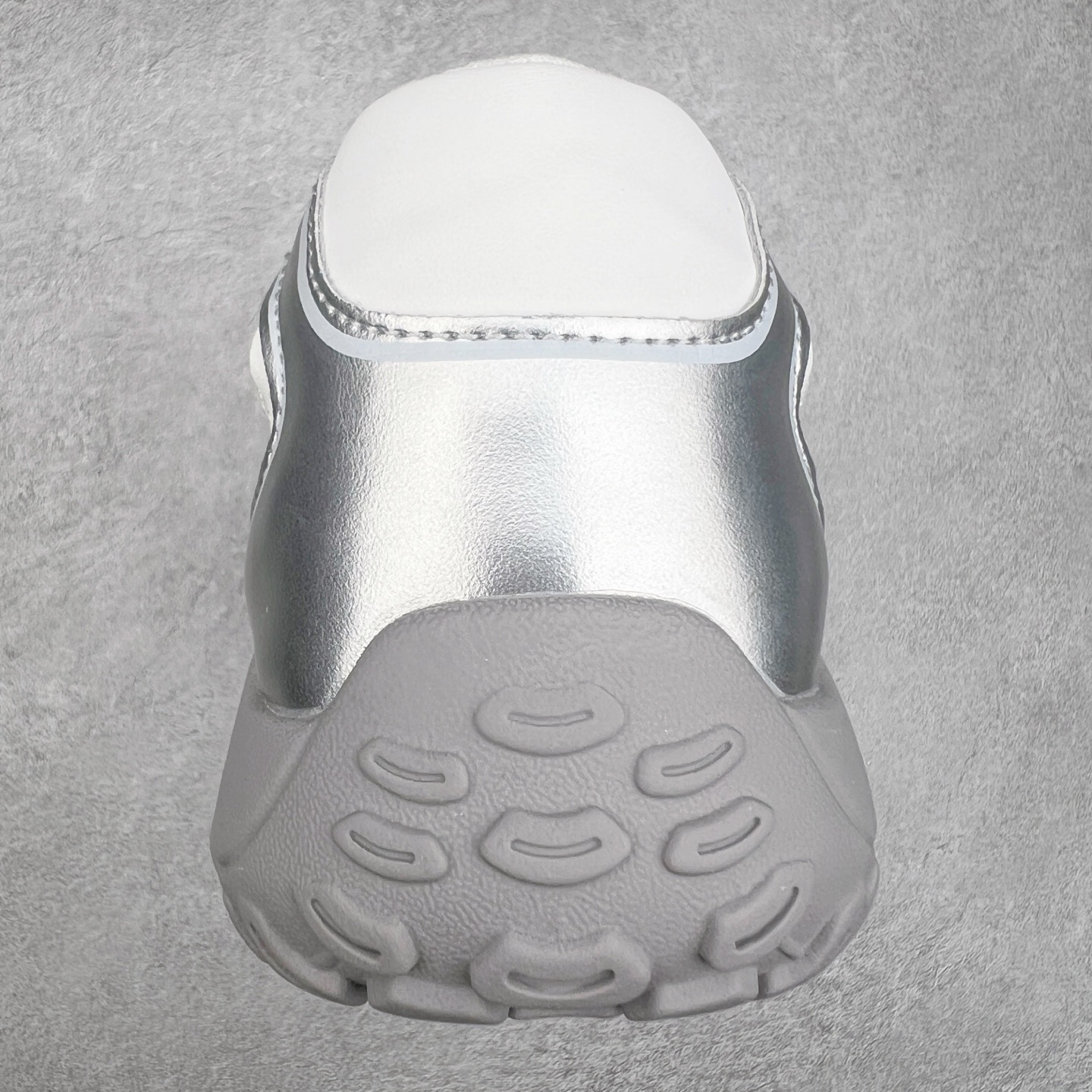 图片[8]-GG-CC Chunky Low 休闲运动老爹鞋 #广东大厂出品 完美细节 25ss早春新款 大长腿 时髦look轻松定格 不费力展现率性氛围 酷帅机能风不规则设计大底 GGcc杏银红色拼色造型设计 轻便舒适百搭 不管怎么搭都敲好看~尺码：35 36 37 38 39 40-选品中心